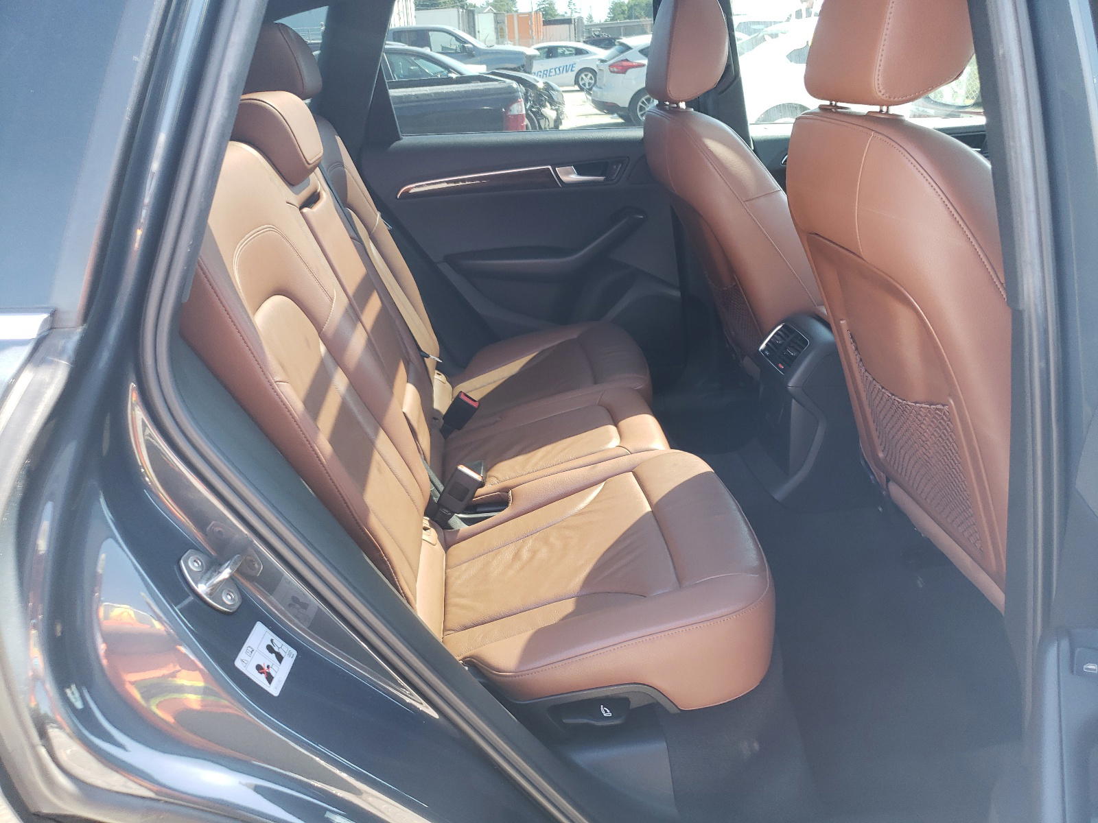 Photo 6 from auction – 2011 AUDI Q5 PREMIUM with VIN WA1DKAFP7BA041402