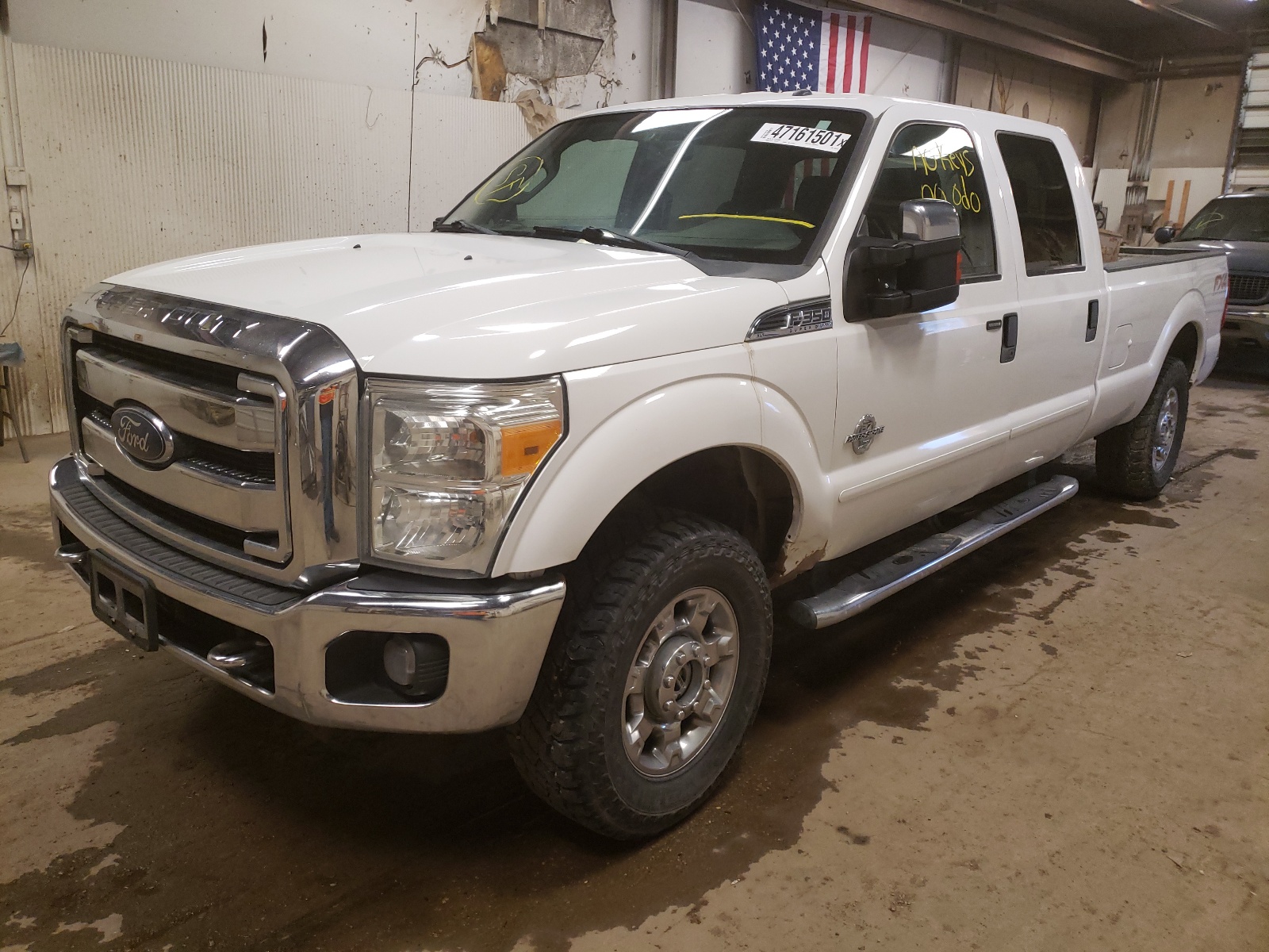 Photo 2 from auction – 2013 FORD F350 SUPER with VIN 1FT8W3BT8DEB29154