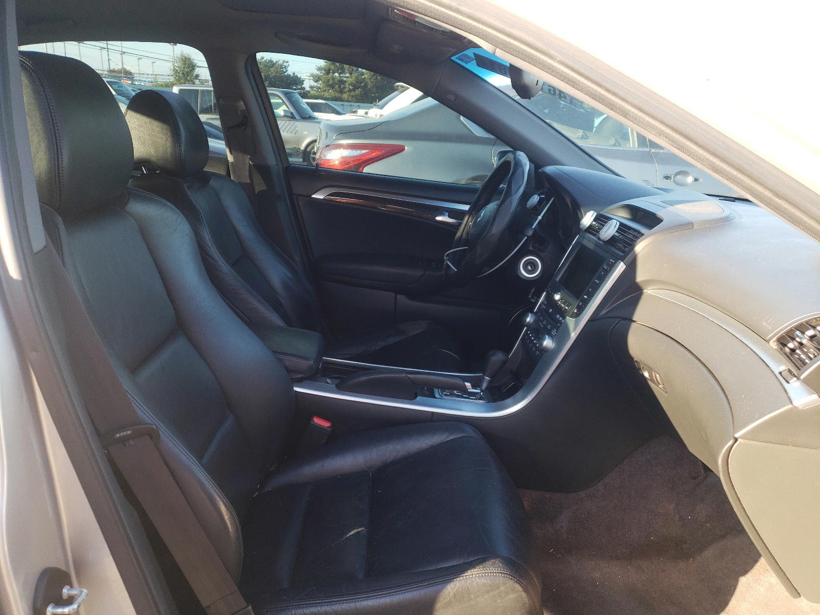 Photo 5 from auction – 2008 ACURA TL with VIN 19UUA66268A034154