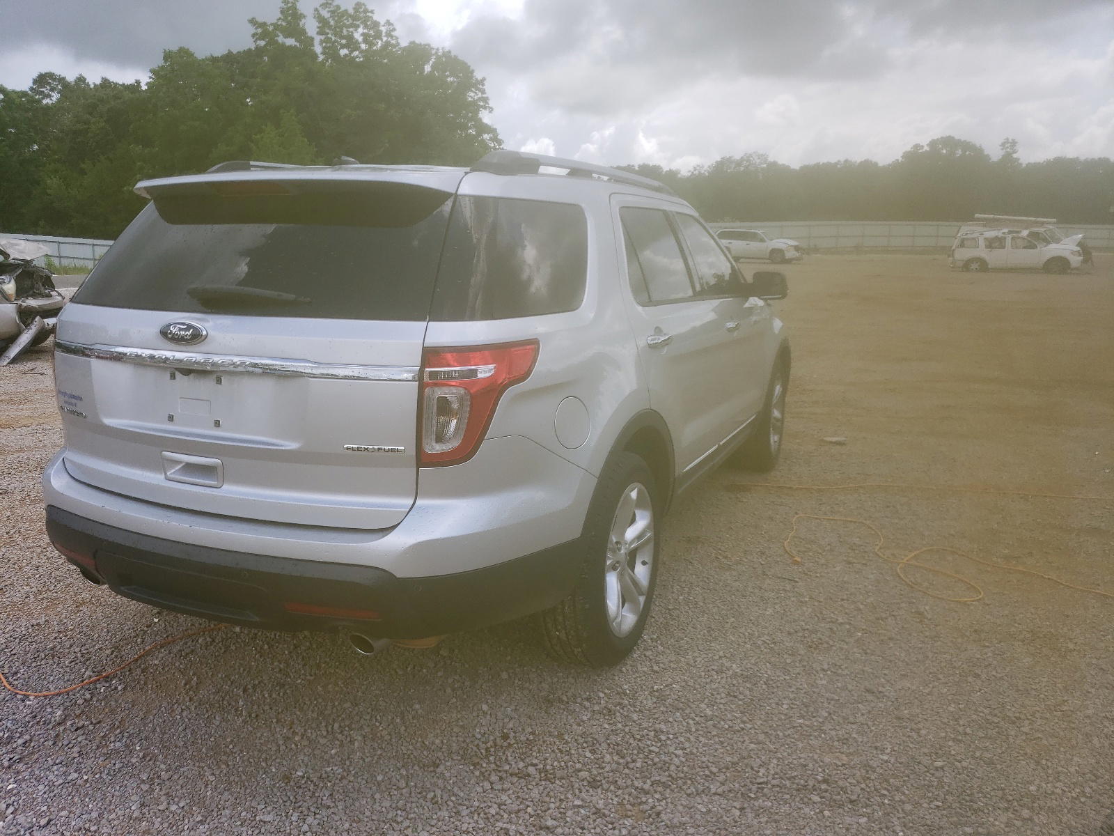 Photo 4 from auction – 2013 FORD EXPLORER L with VIN 1FM5K7F89DGB63583