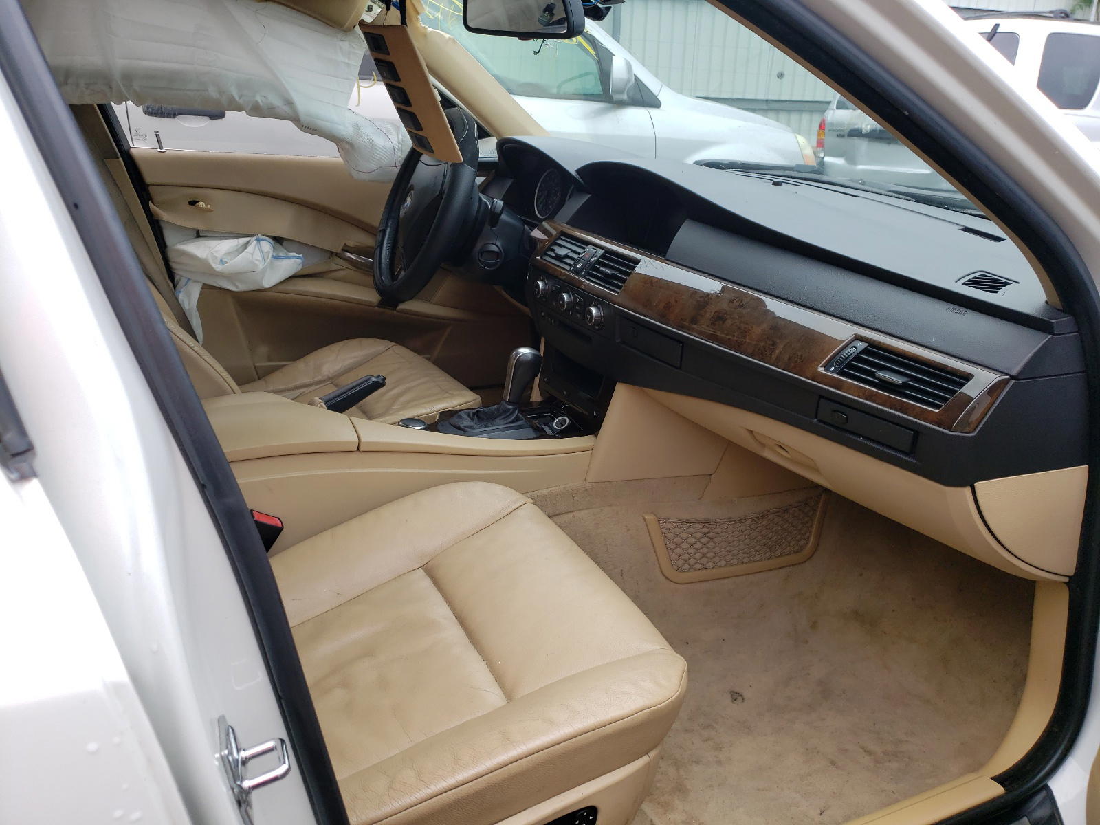 Photo 5 from auction – 2007 BMW 525 XI with VIN WBANF33577CS38835