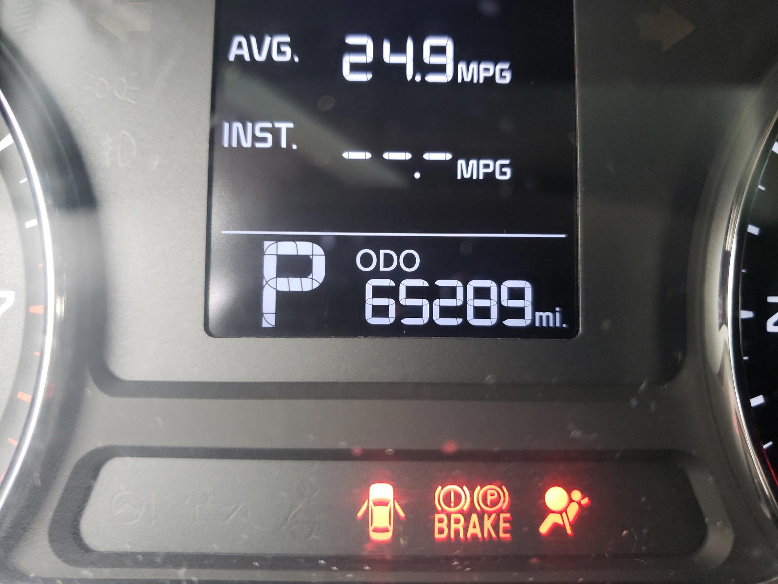 Photo 8 from auction – 2015 KIA FORTE LX with VIN KNAFX4A67F5308422