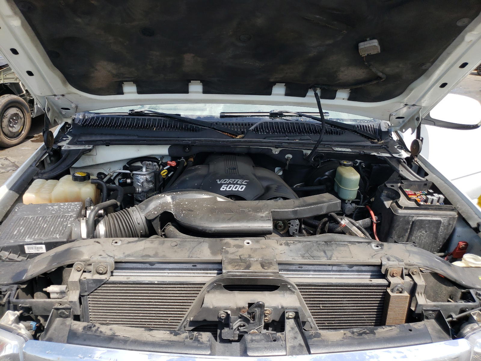 Photo 7 from auction – 2001 GMC DENALI with VIN 1GKEK63U71J240860