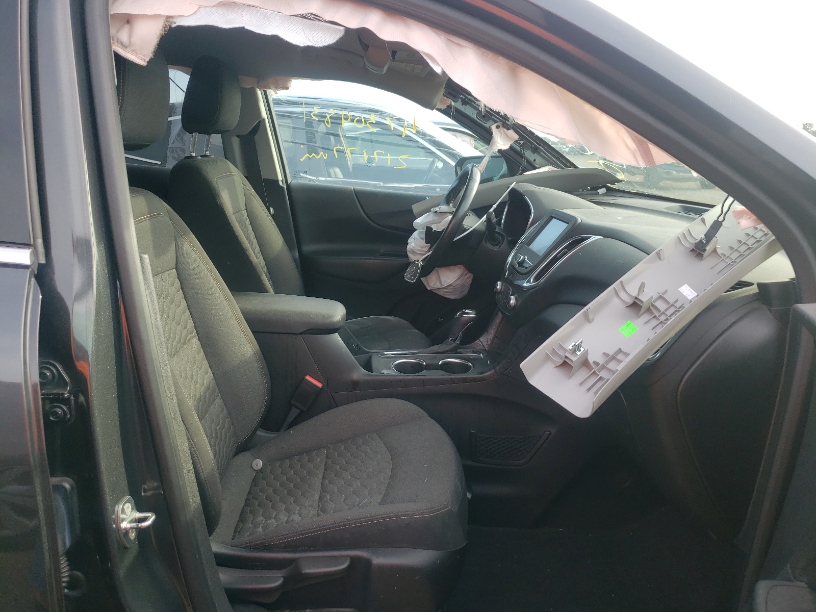 Photo 5 from auction – 2018 CHEVROLET EQUINOX LT with VIN 2GNAXSEV6J6227449
