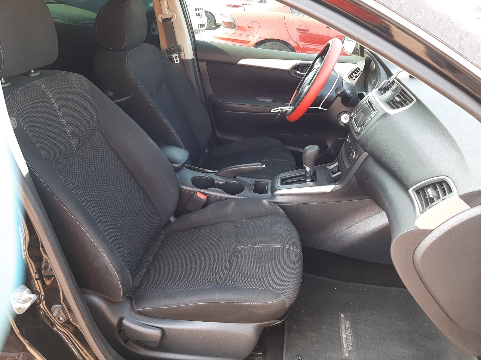 Photo 5 from auction – 2018 NISSAN SENTRA S with VIN 3N1AB7AP9JY293281