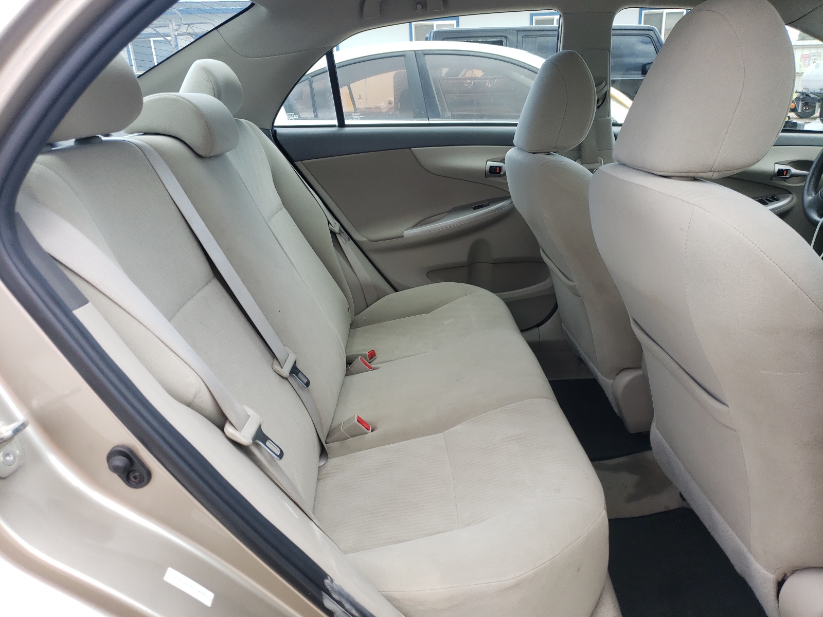Photo 6 from auction – 2010 TOYOTA COROLLA BA with VIN 1NXBU4EE9AZ245801