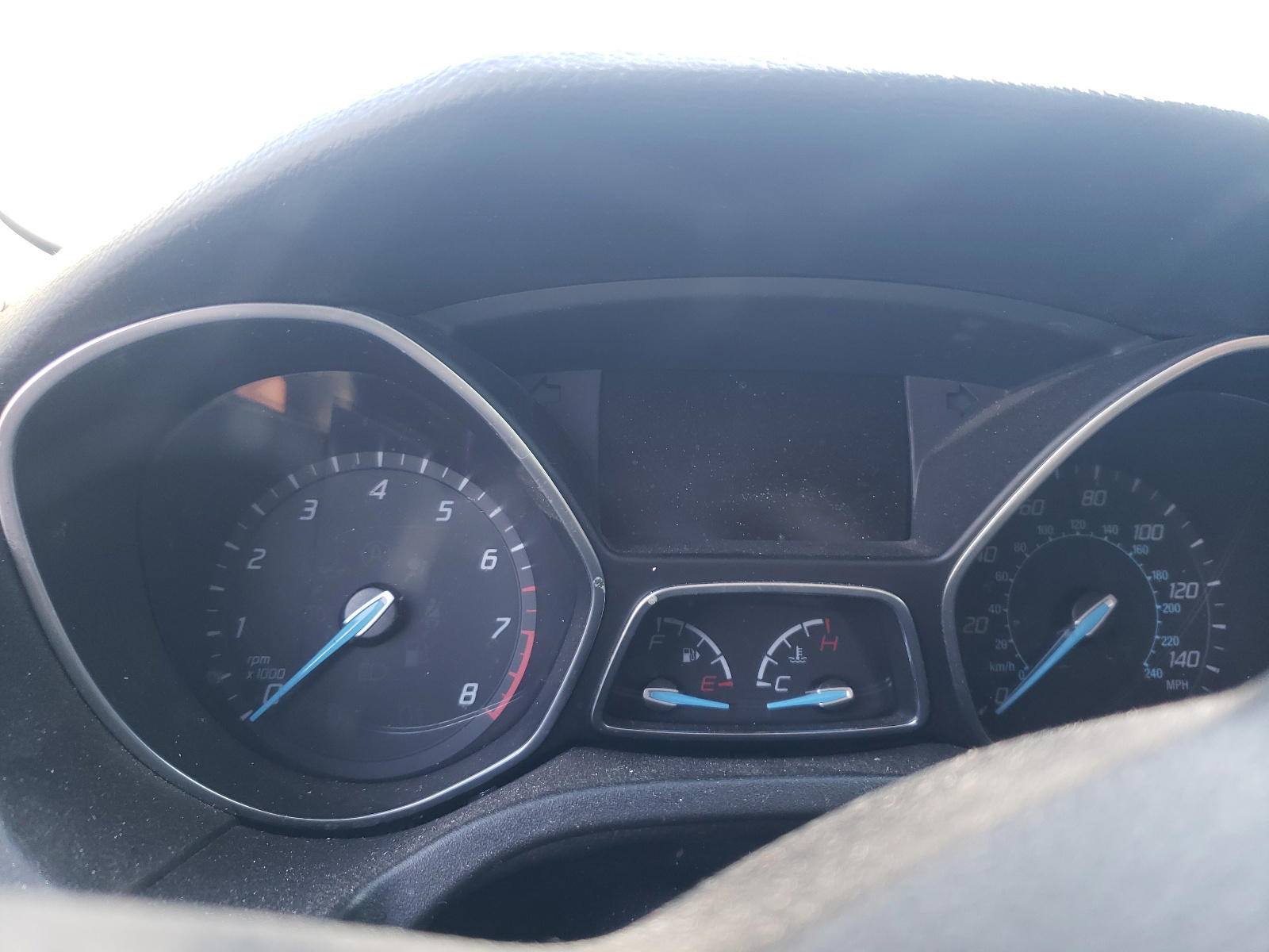 Photo 8 from auction – 2014 FORD FOCUS SE with VIN 1FADP3F22EL410124