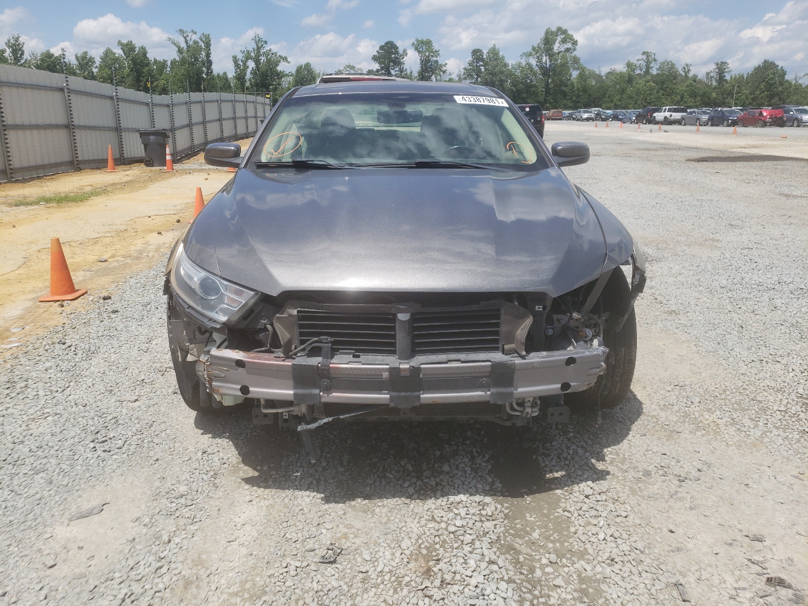Foto 9 de la subasta – 2013 FORD TAURUS SEL con VIN 1FAHP2E94DG215403