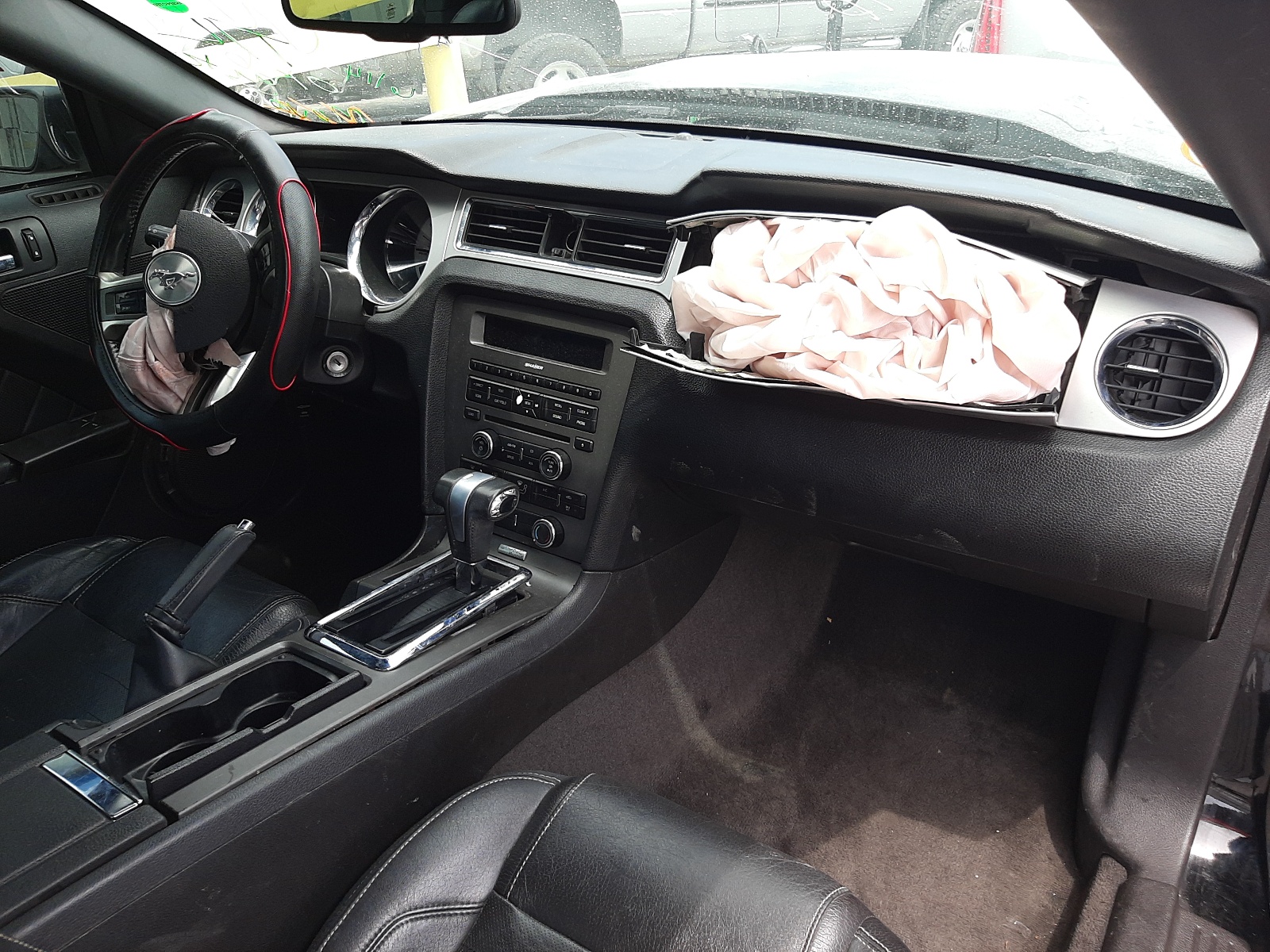 Photo 9 from auction – 2011 FORD MUSTANG with VIN 1ZVBP8AM4B5169428