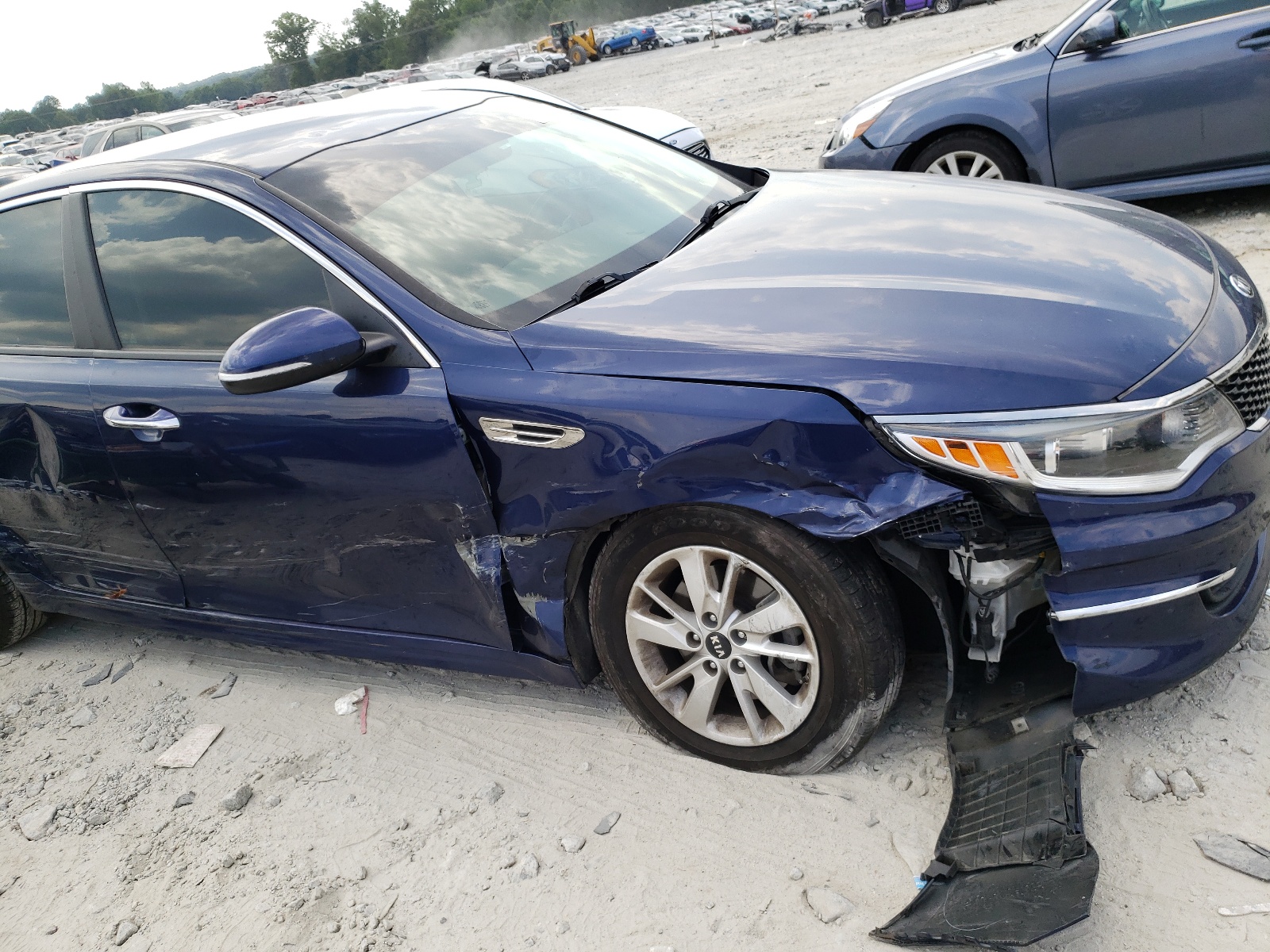 Photo 9 from auction – 2018 KIA OPTIMA LX with VIN 5XXGT4L37JG192259