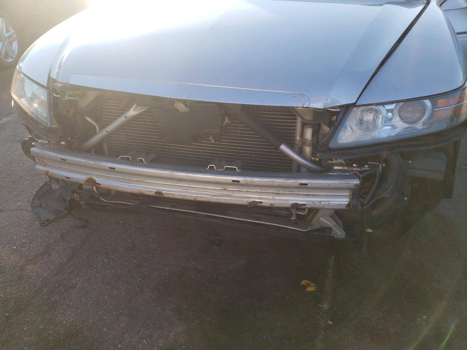 Photo 9 from auction – 2008 ACURA TL with VIN 19UUA66268A034154