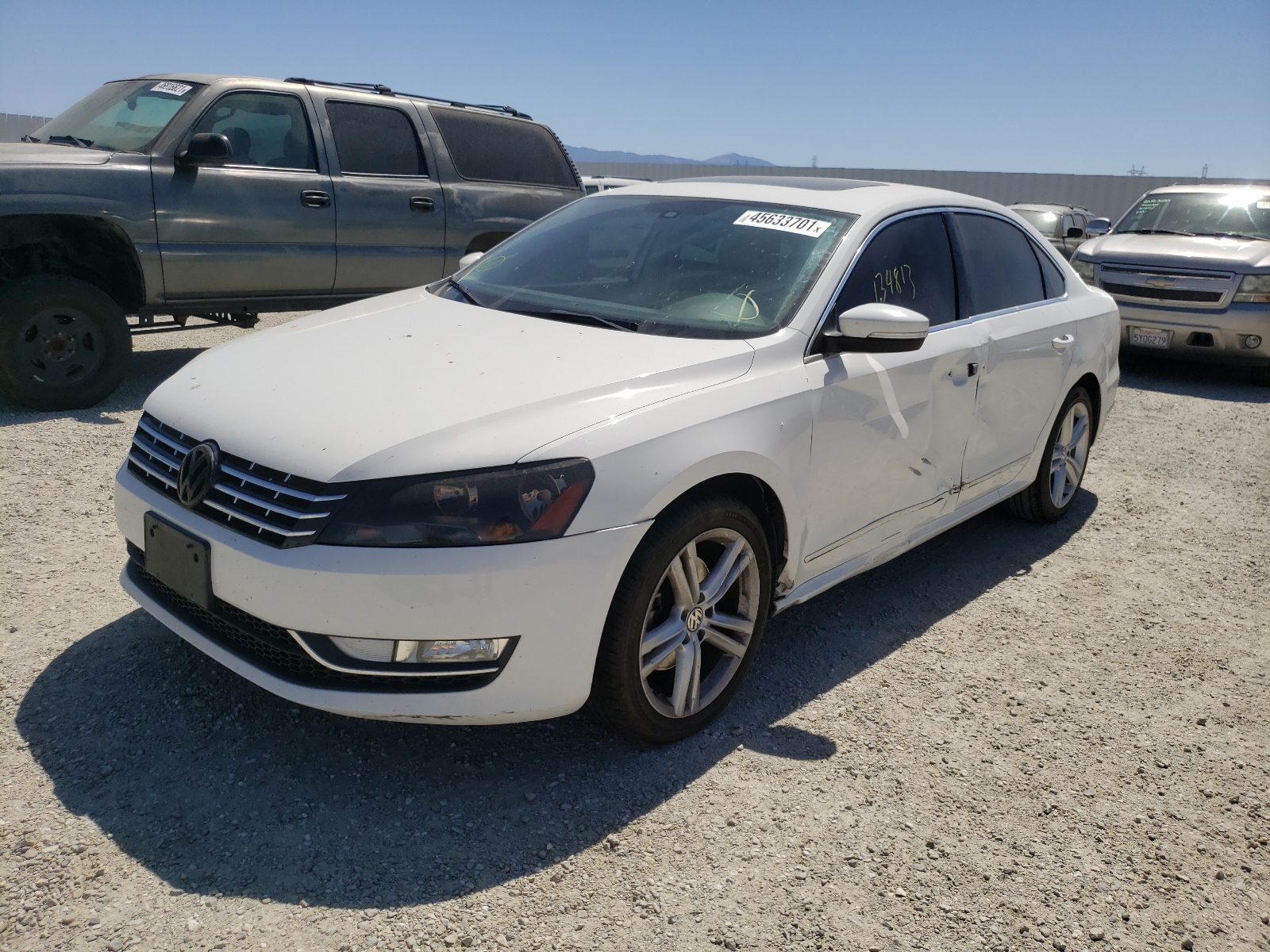 Photo 9 from auction – 2014 VOLKSWAGEN PASSAT SEL with VIN 1VWCN7A37EC091996