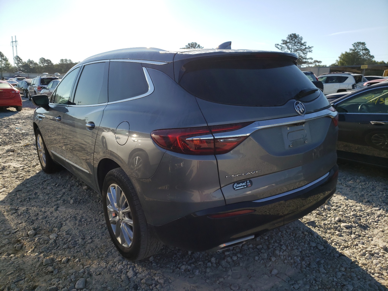 Photo 3 from auction – 2020 BUICK ENCLAVE ES with VIN 5GAERBKW5LJ297971