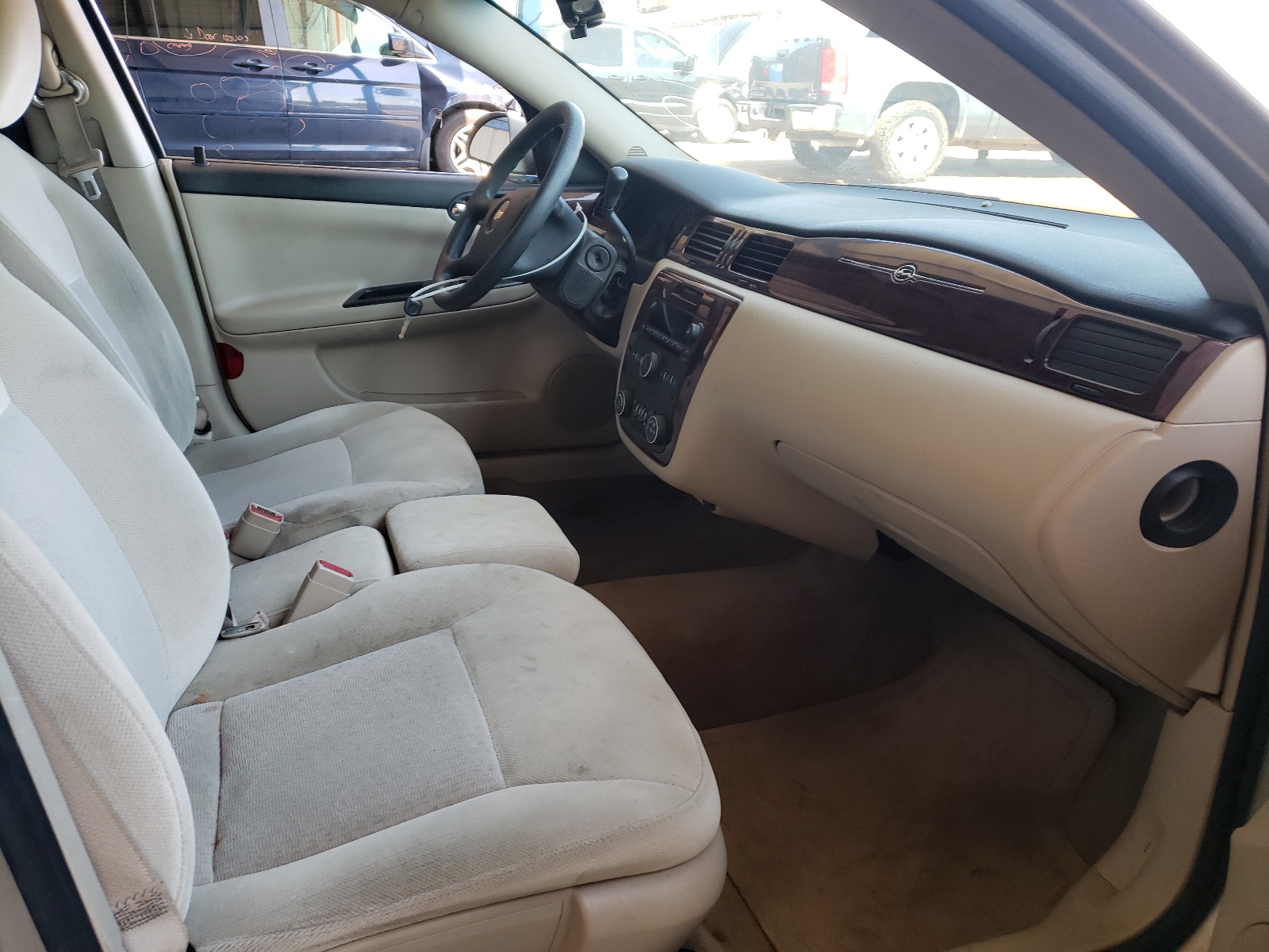 Photo 5 from auction – 2009 CHEVROLET IMPALA LS with VIN 2G1WB57K991101721