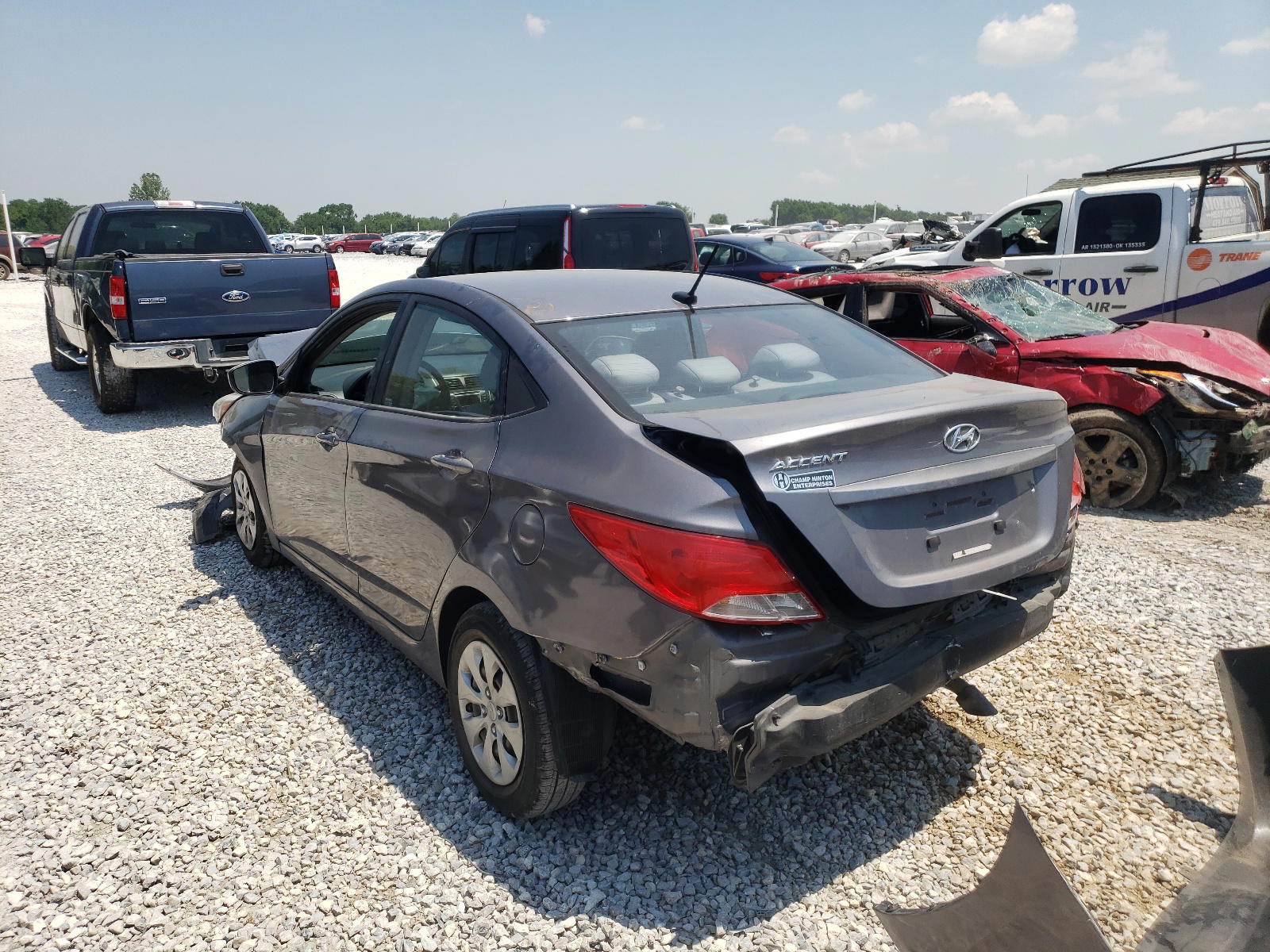 Photo 3 from auction – 2016 HYUNDAI ACCENT with VIN KMHCT4AE0GU018793