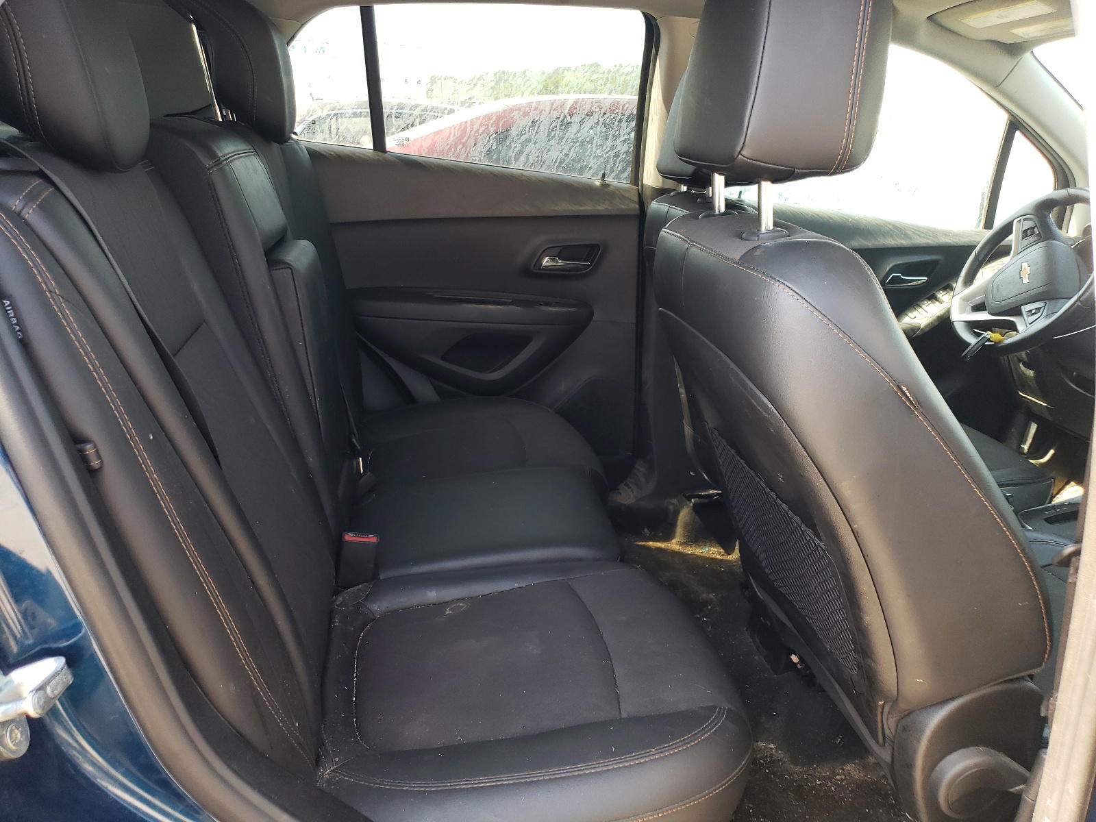 Photo 6 from auction – 2019 CHEVROLET TRAX 1LT with VIN 3GNCJLSB4KL309705