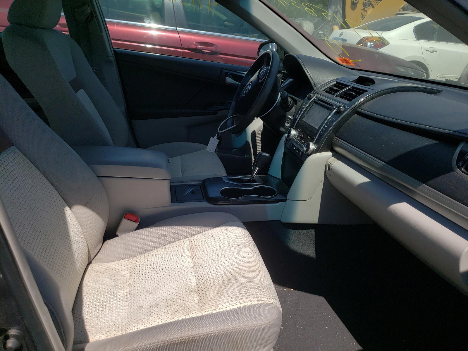 Photo 5 from auction – 2012 TOYOTA CAMRY BASE with VIN 4T1BF1FK8CU040325