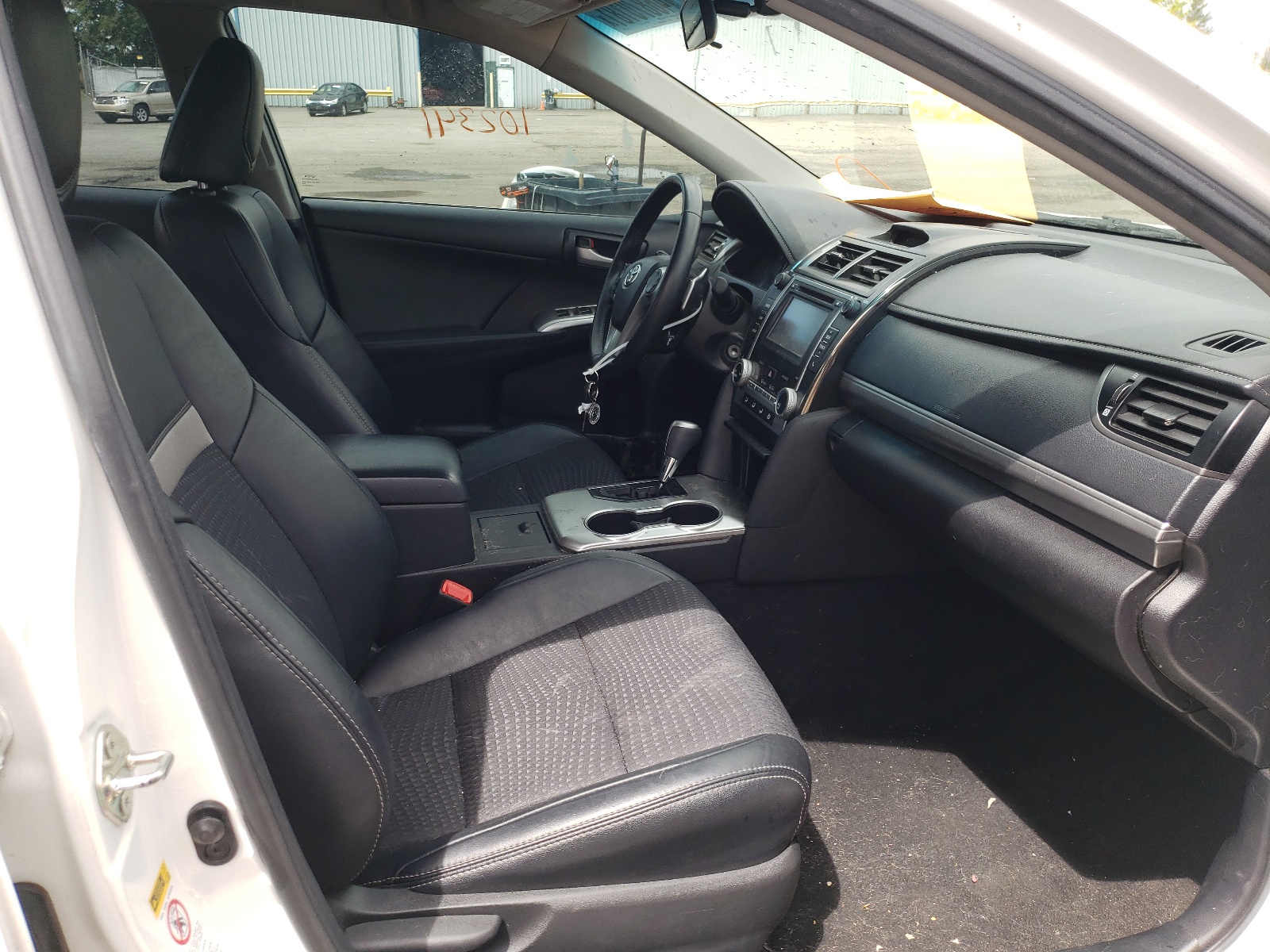 Photo 5 from auction – 2014 TOYOTA CAMRY L with VIN 4T1BF1FK8EU803530