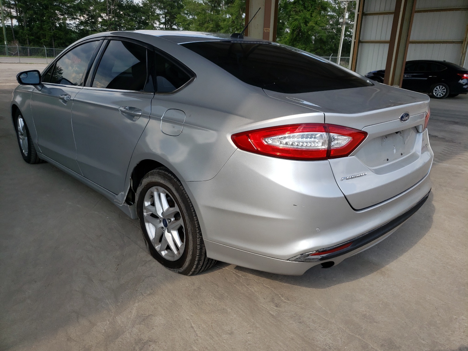 Photo 3 from auction – 2015 FORD FUSION SE with VIN 3FA6P0H77FR273023