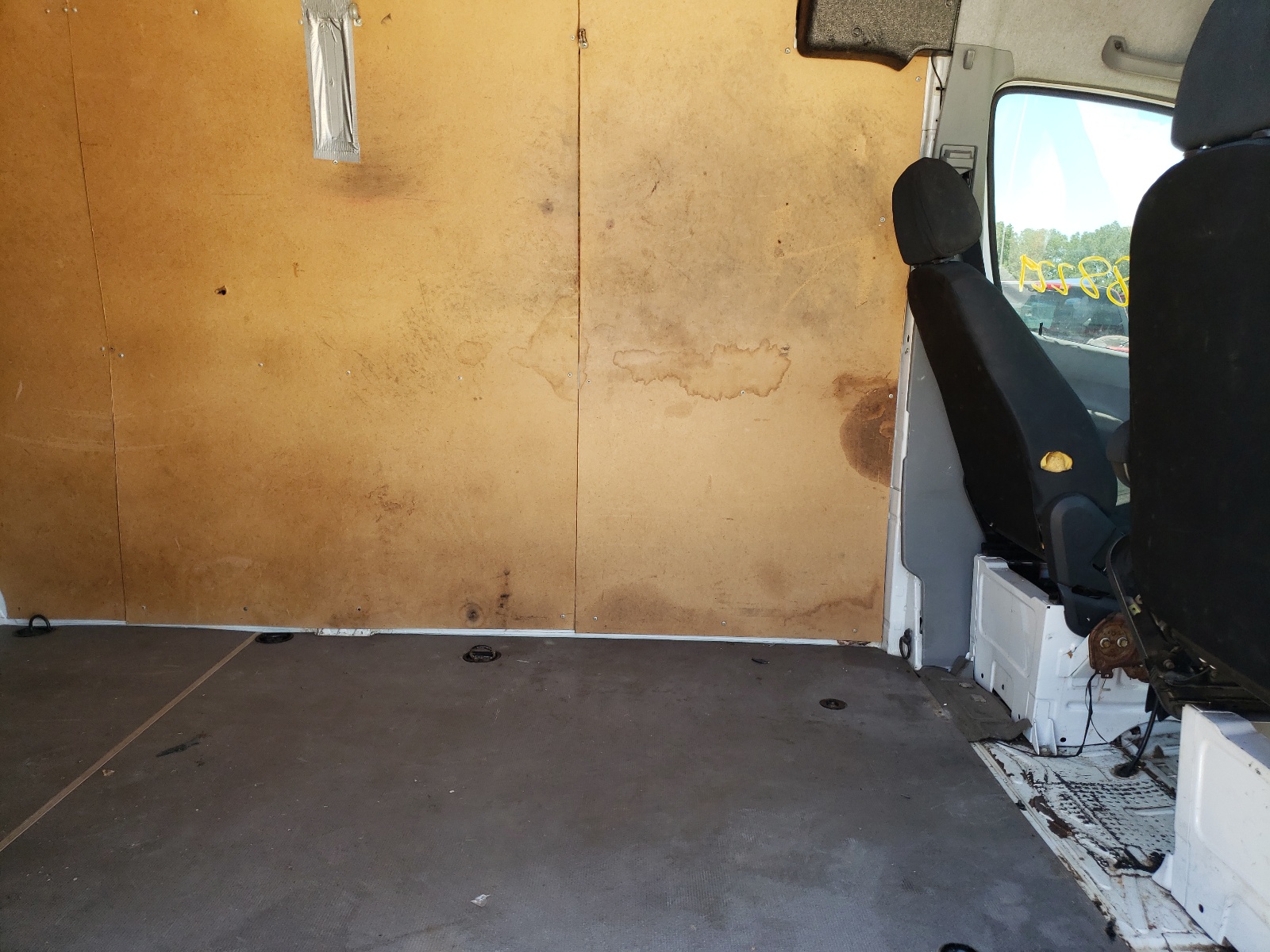 Photo 6 from auction – 2015 MERCEDES-BENZ SPRINTER 2 with VIN WD3PE8DC0FP112469