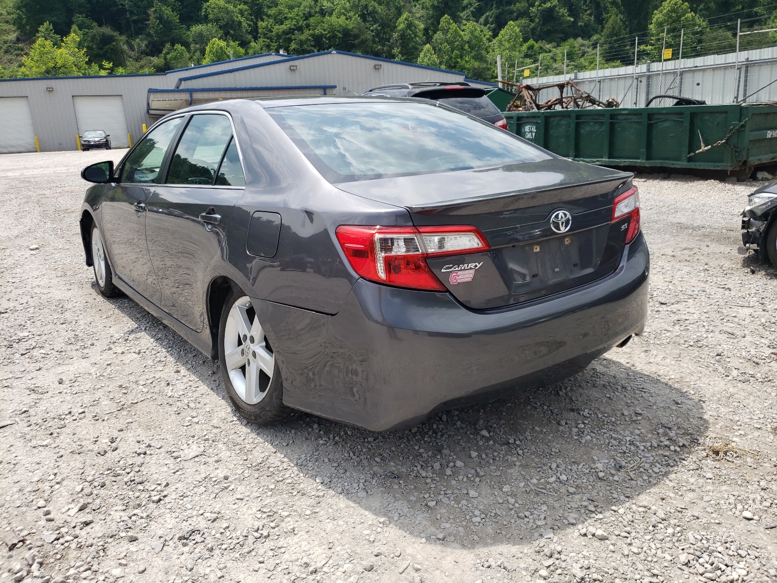 Photo 3 from auction – 2014 TOYOTA CAMRY L with VIN 4T1BF1FK3EU387256