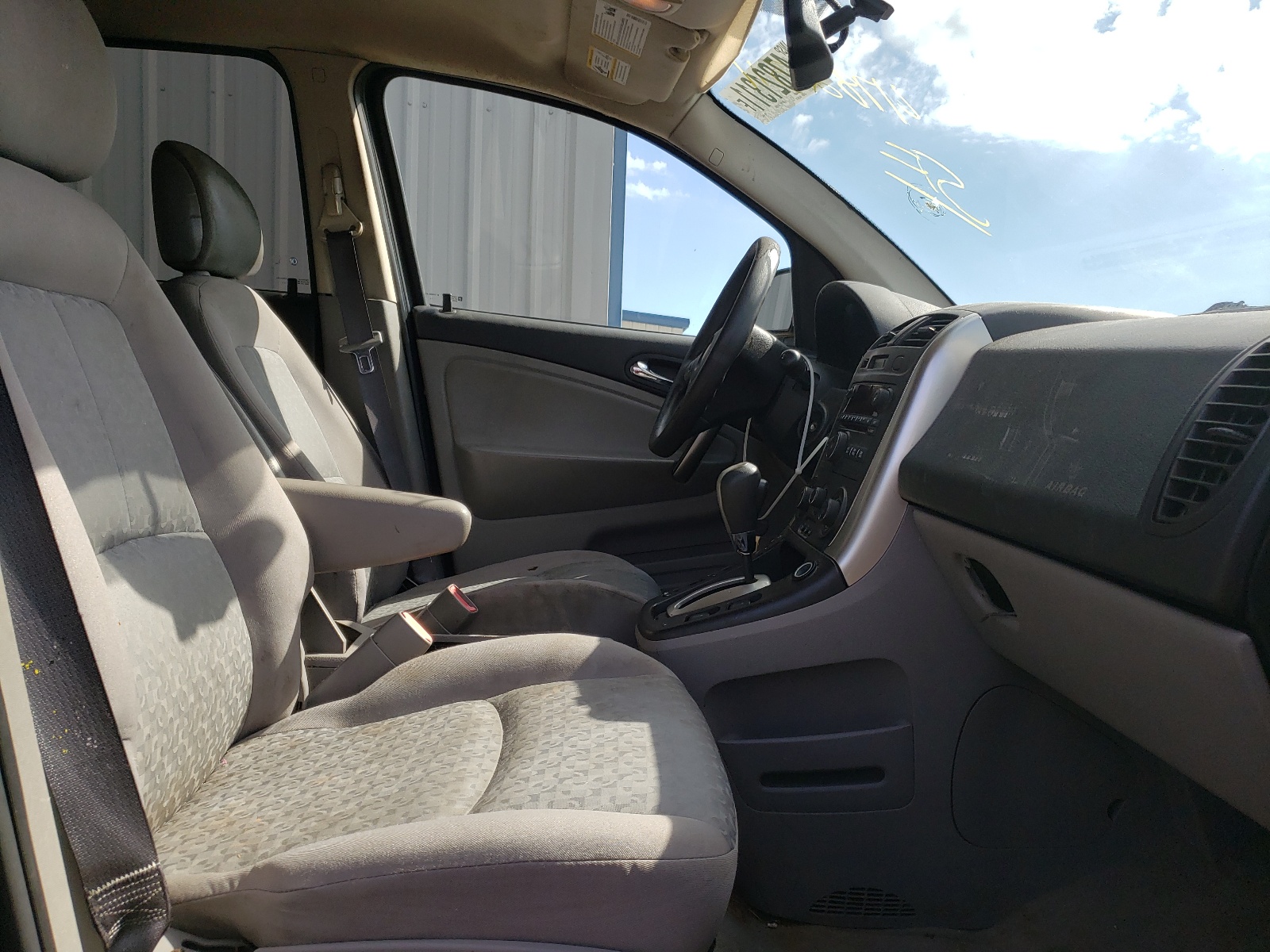 Photo 5 from auction – 2006 SATURN VUE with VIN 5GZCZ33D76S899437