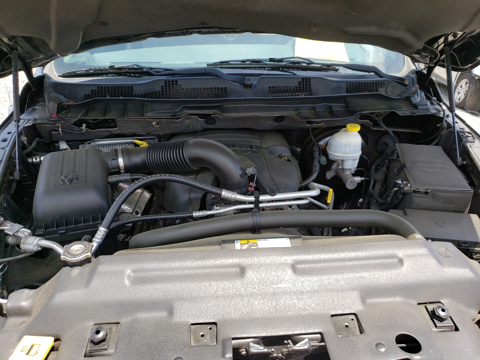 Photo 7 from auction – 2013 RAM 1500 ST with VIN 3C6JR7ATXDG504544