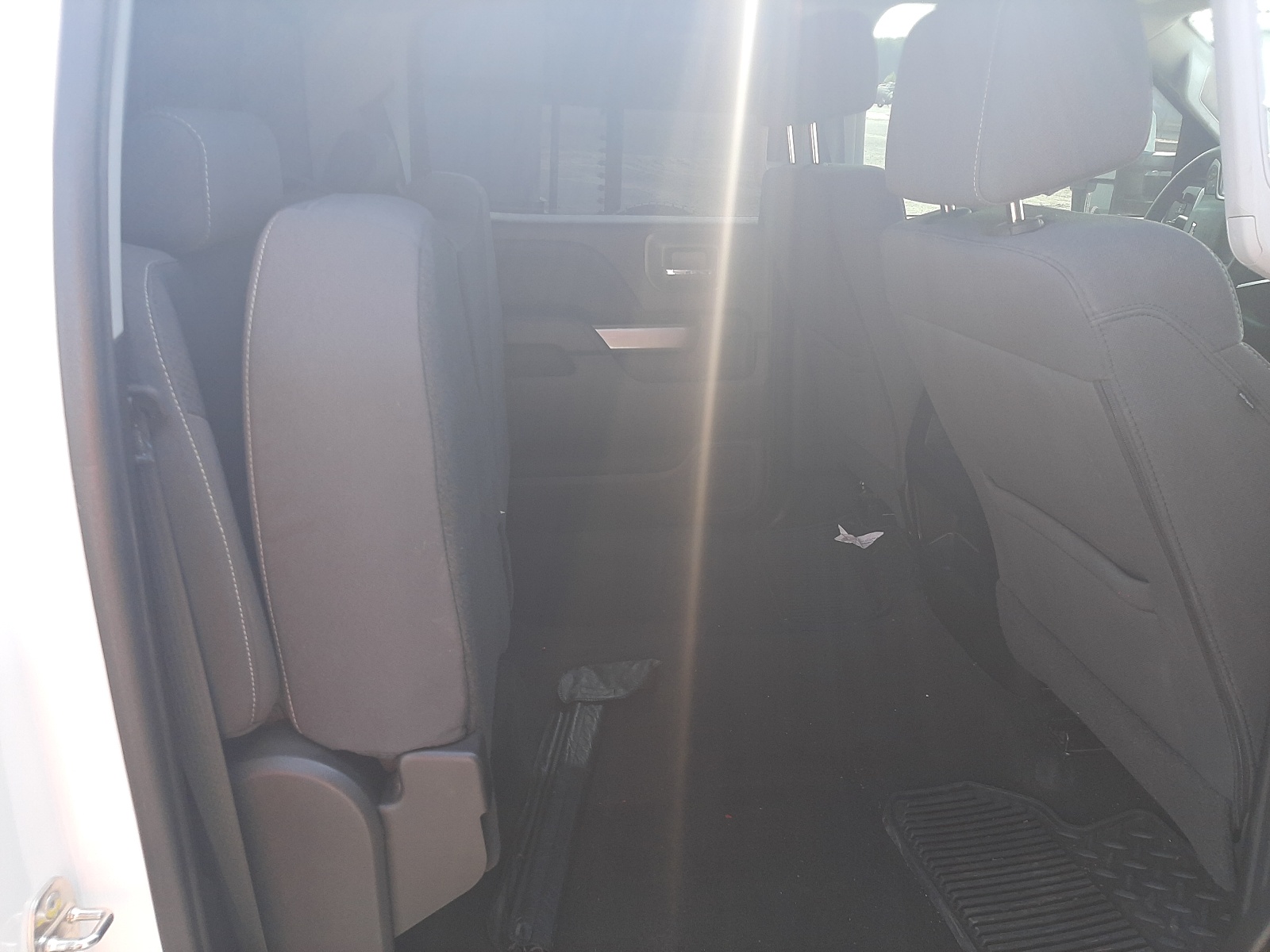 Photo 6 from auction – 2018 CHEVROLET SILVERADO with VIN 1GC1KVEY0JF149601