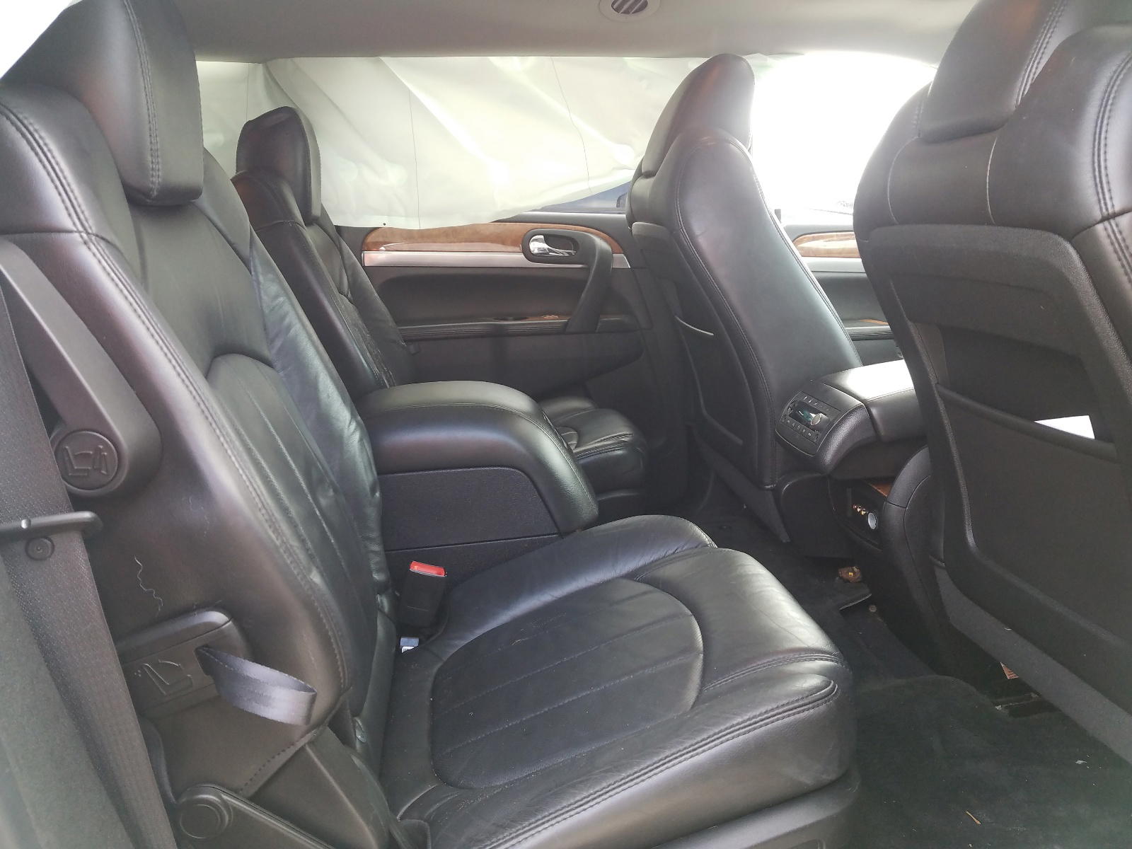 Photo 6 from auction – 2010 BUICK ENCLAVE CX with VIN 5GALRCED8AJ166926