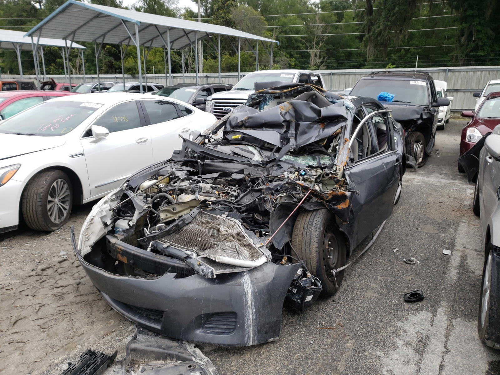 Photo 2 from auction – 2010 TOYOTA CAMRY BASE with VIN 4T1BF3EK6AU095477