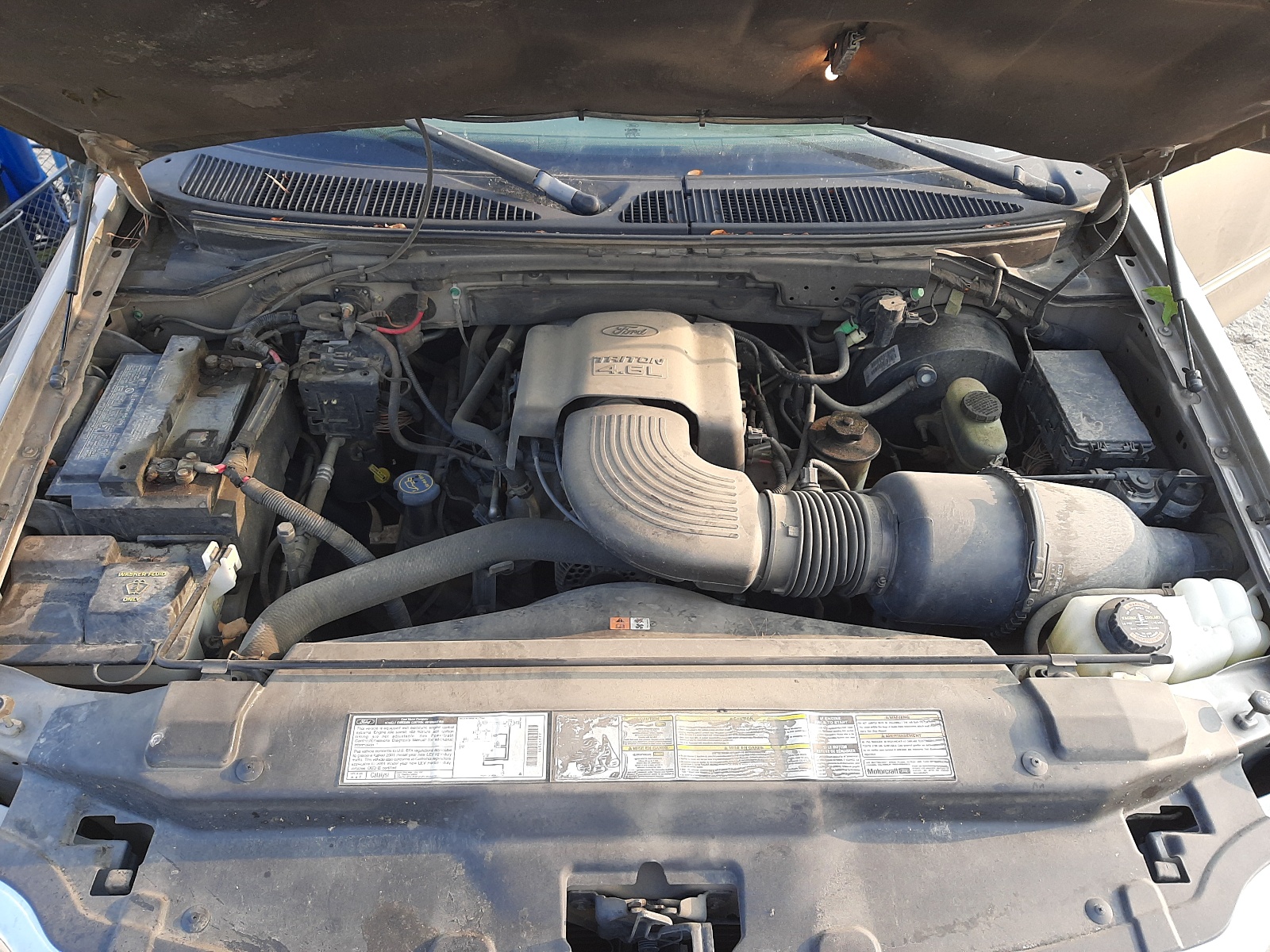 Photo 7 from auction – 2001 FORD F150 with VIN 1FTRX17WX1NA71665