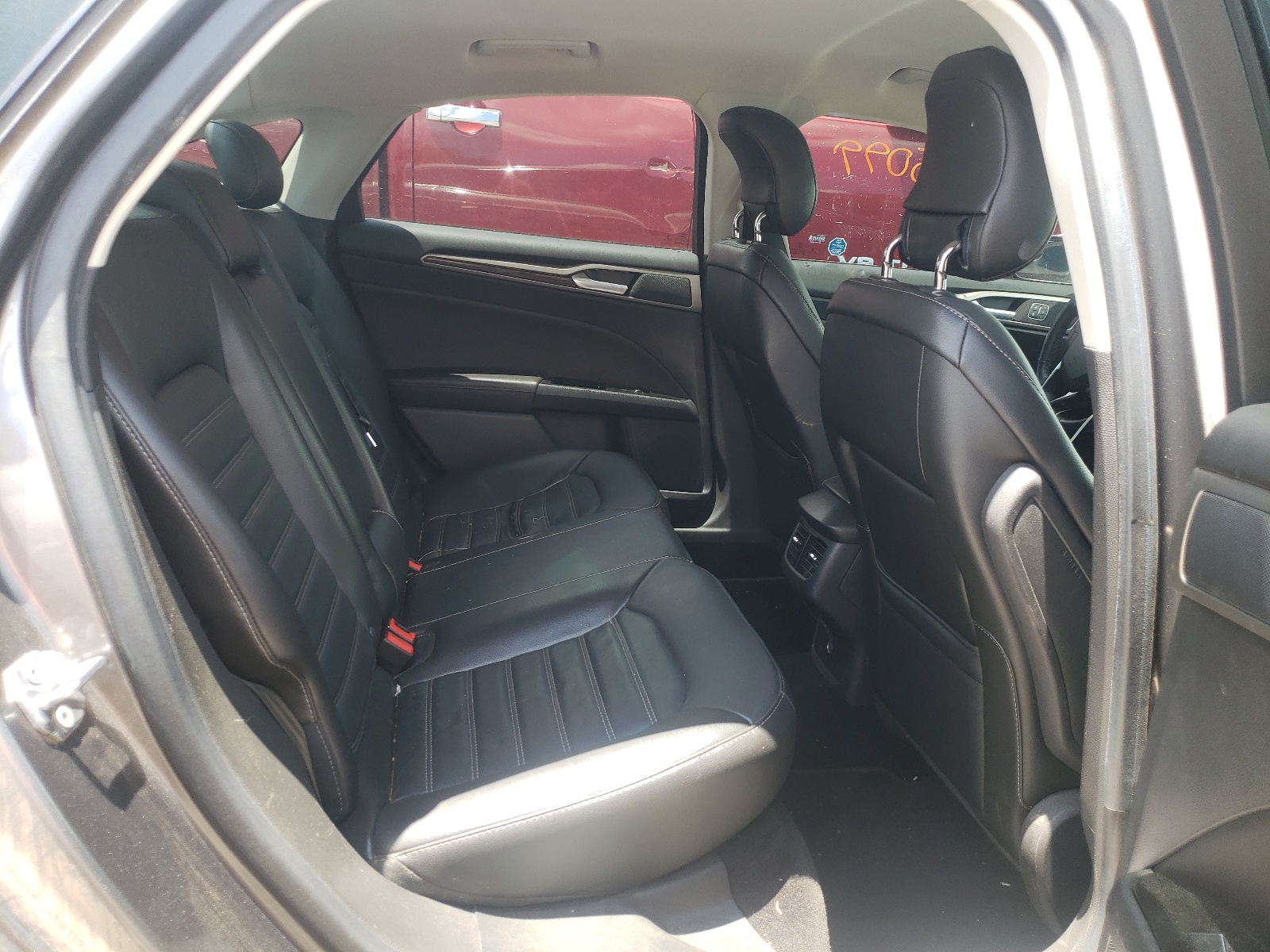 Photo 6 from auction – 2013 FORD FUSION SE with VIN 3FA6P0HR7DR167086