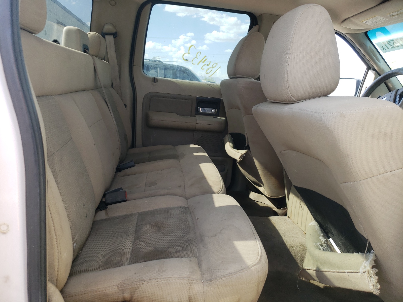 Photo 6 from auction – 2005 FORD F150 SUPER with VIN 1FTRW12W05KD37258
