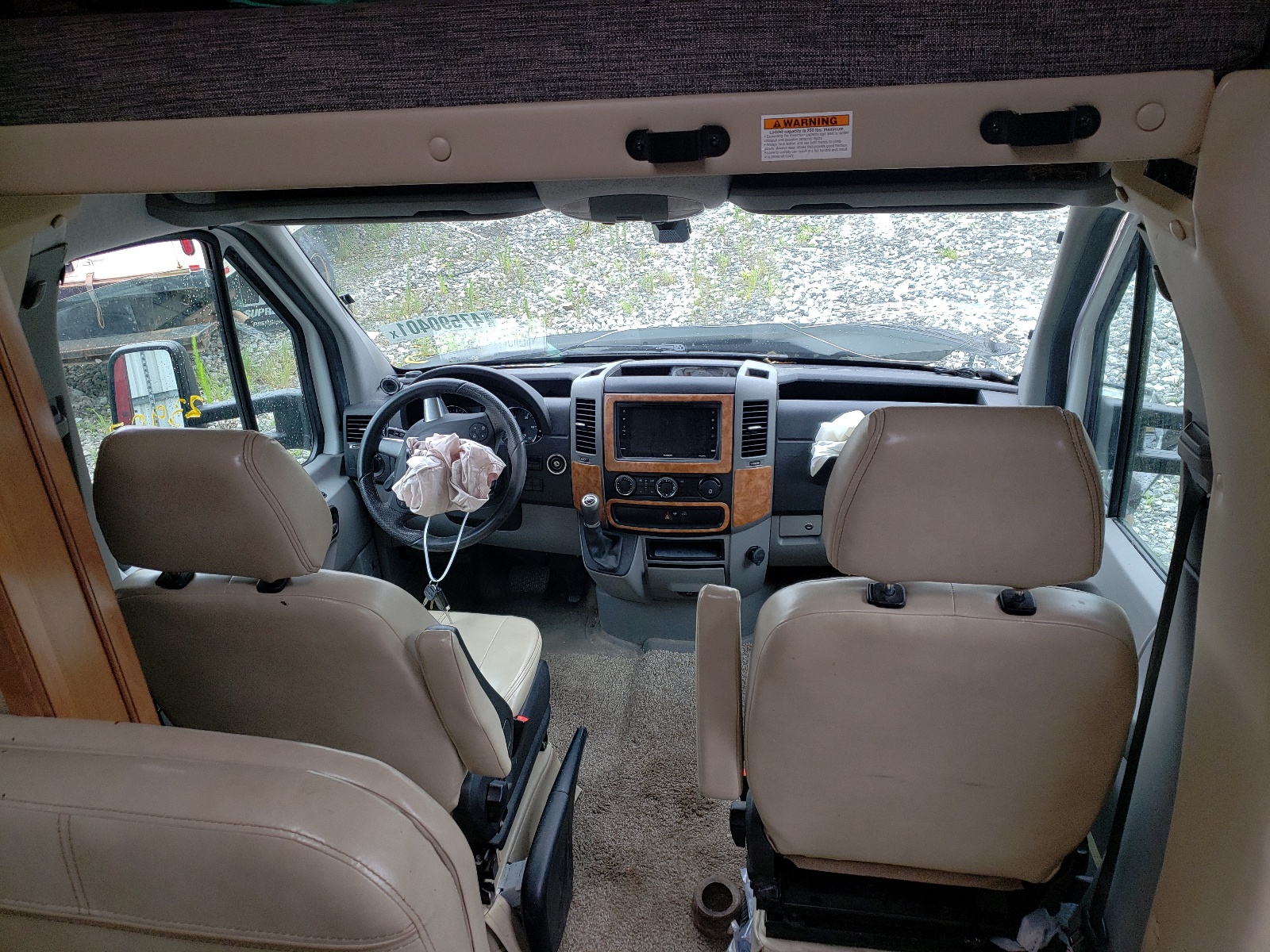 Photo 5 from auction – 2017 MERCEDES-BENZ SPRINTER 3 with VIN 8BNPF4CC4HE143882