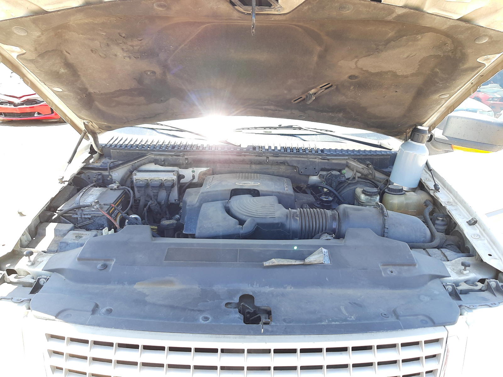 Photo 7 from auction – 2003 FORD EXPEDITION with VIN 1FMFU18L03LA51337