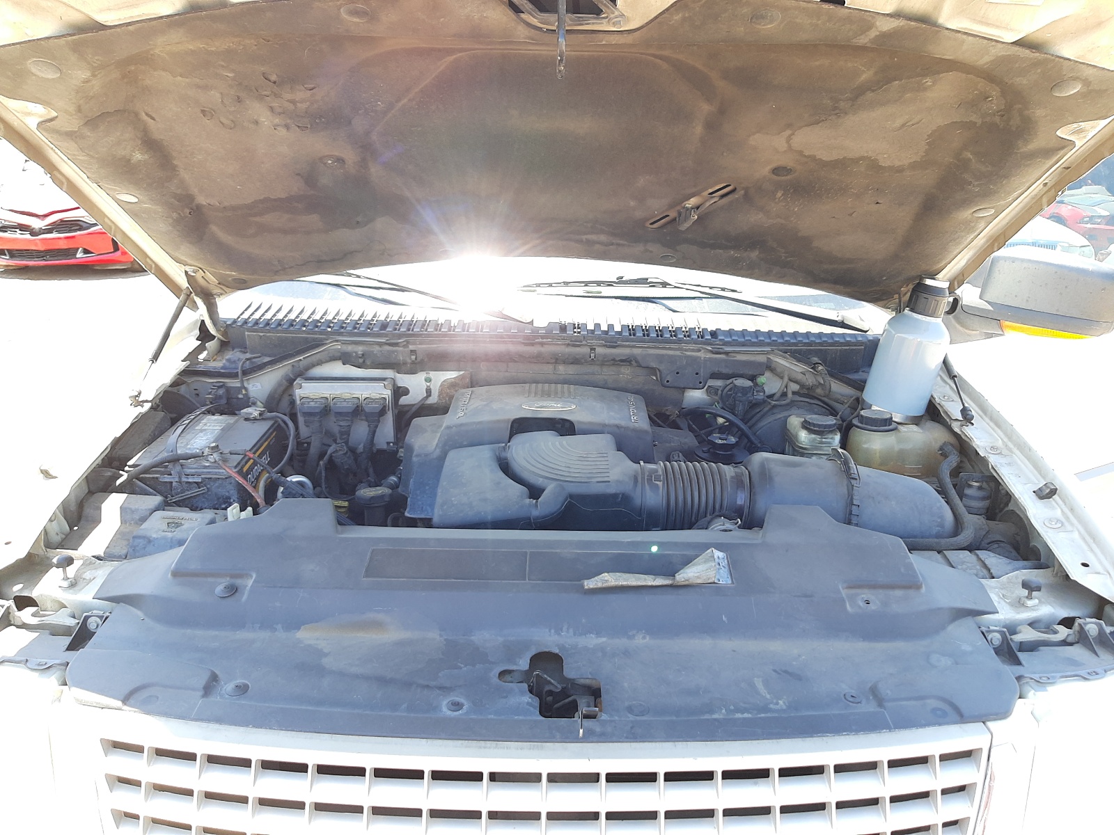 Zdjęcie 7 z aukcji – 2003 FORD EXPEDITION z VIN 1FMFU18L03LA51337