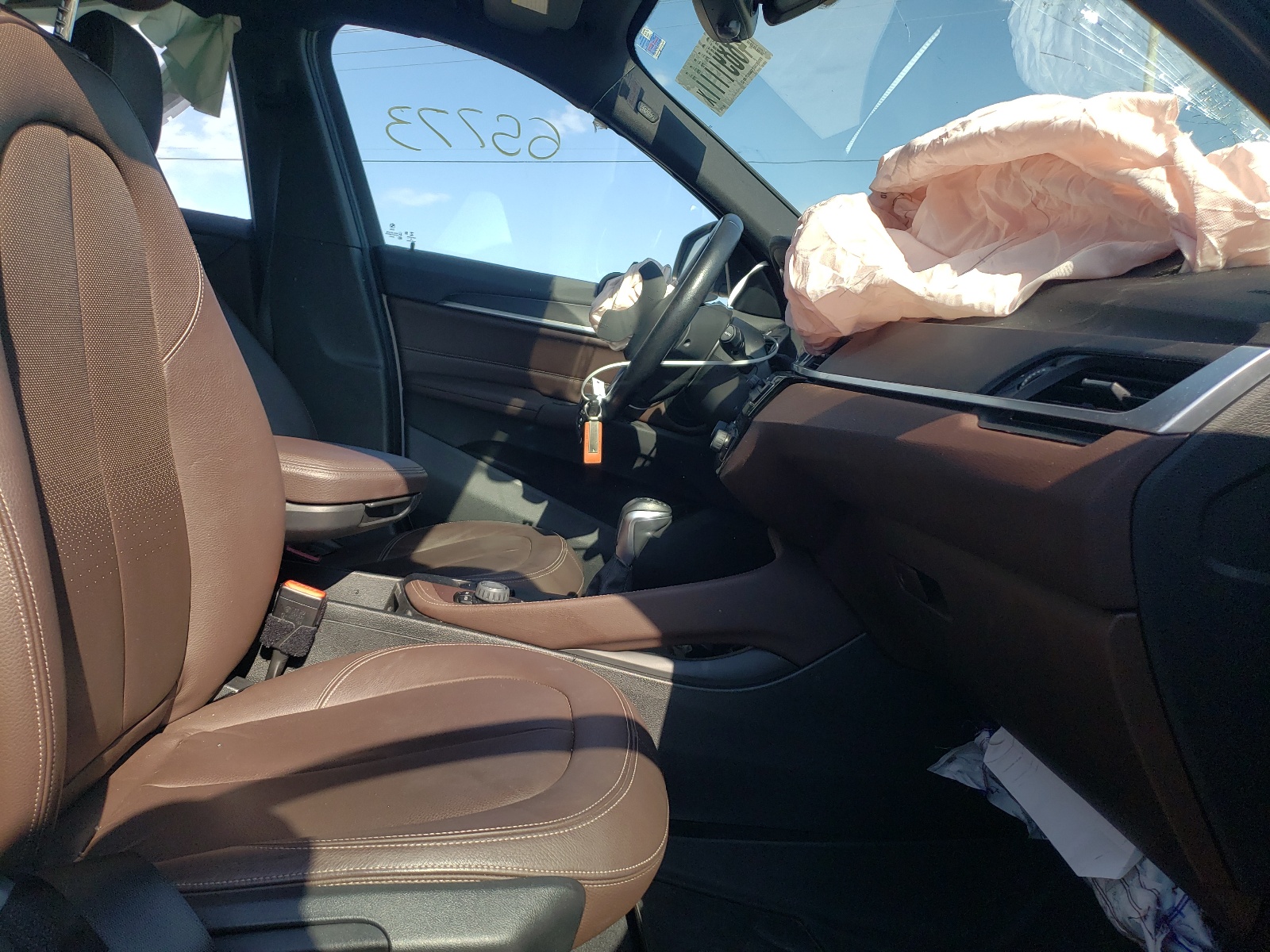 Photo 5 from auction – 2017 BMW X1 SDRIVE2 with VIN WBXHU7C35H5H34580
