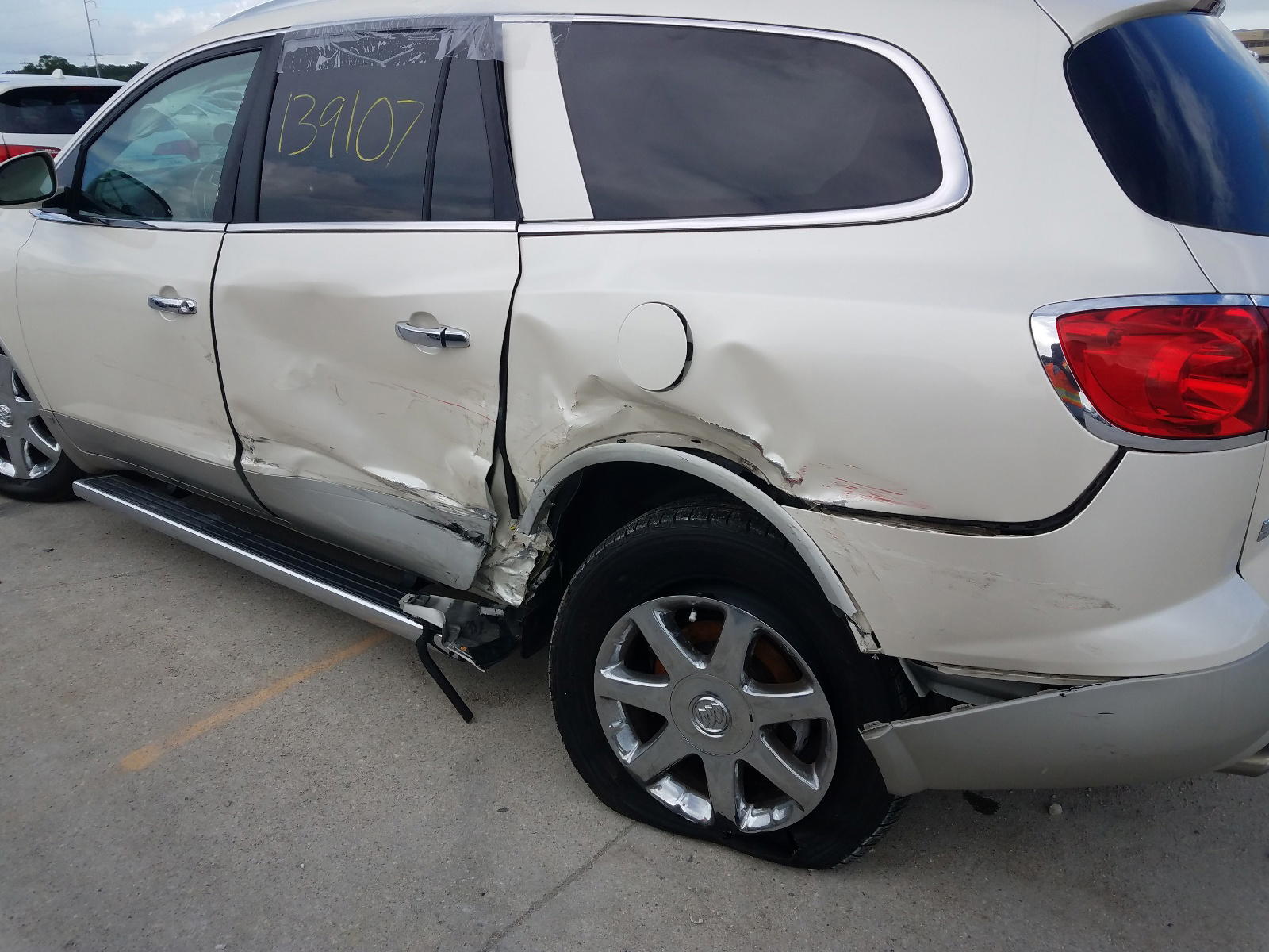 Photo 9 from auction – 2010 BUICK ENCLAVE CX with VIN 5GALRCED8AJ166926