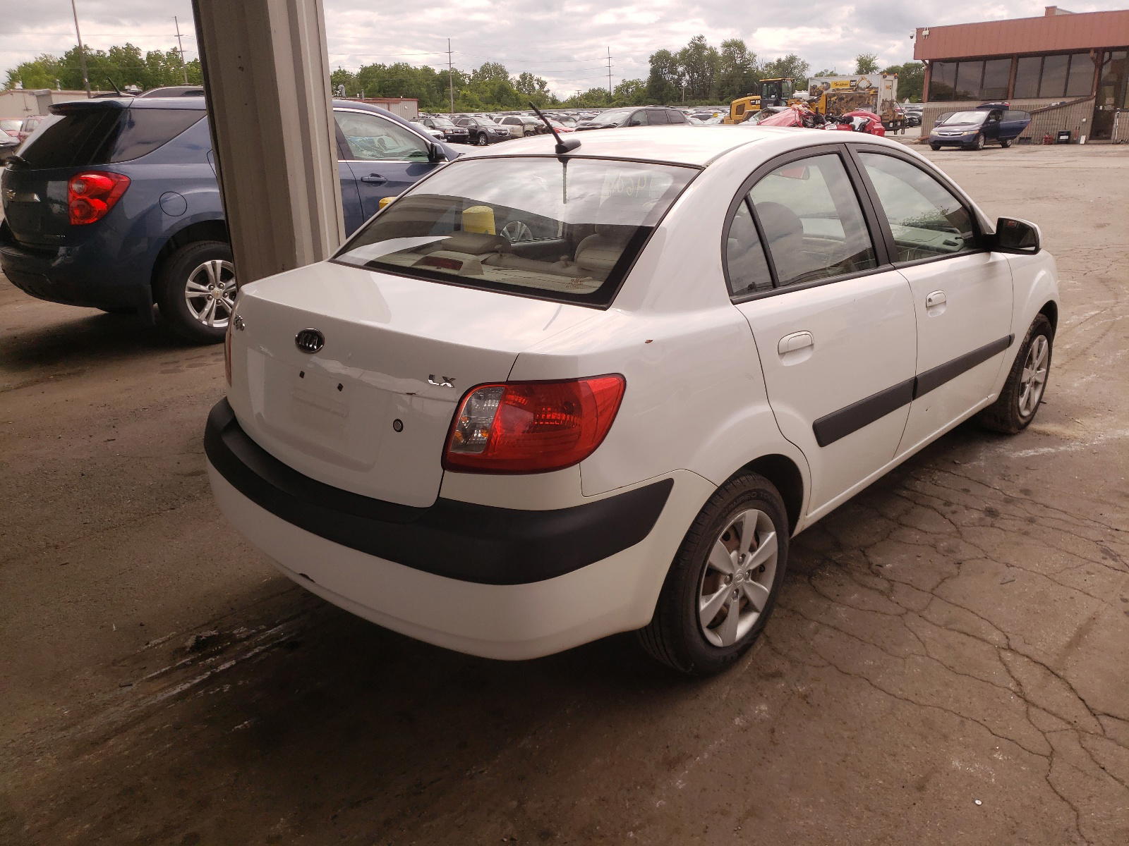 Photo 4 from auction – 2009 KIA RIO BASE with VIN KNADE223796504543
