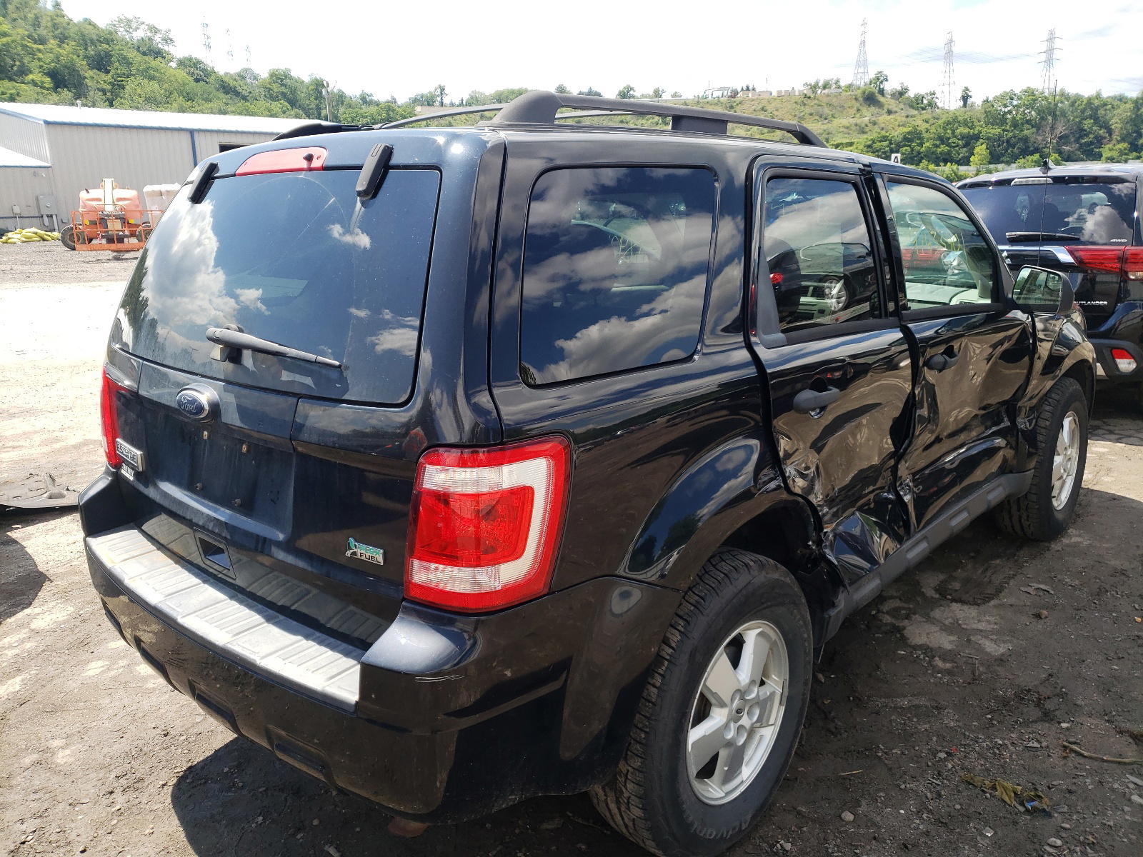 Photo 4 from auction – 2010 FORD ESCAPE XLT with VIN 1FMCU9DG2AKD24940