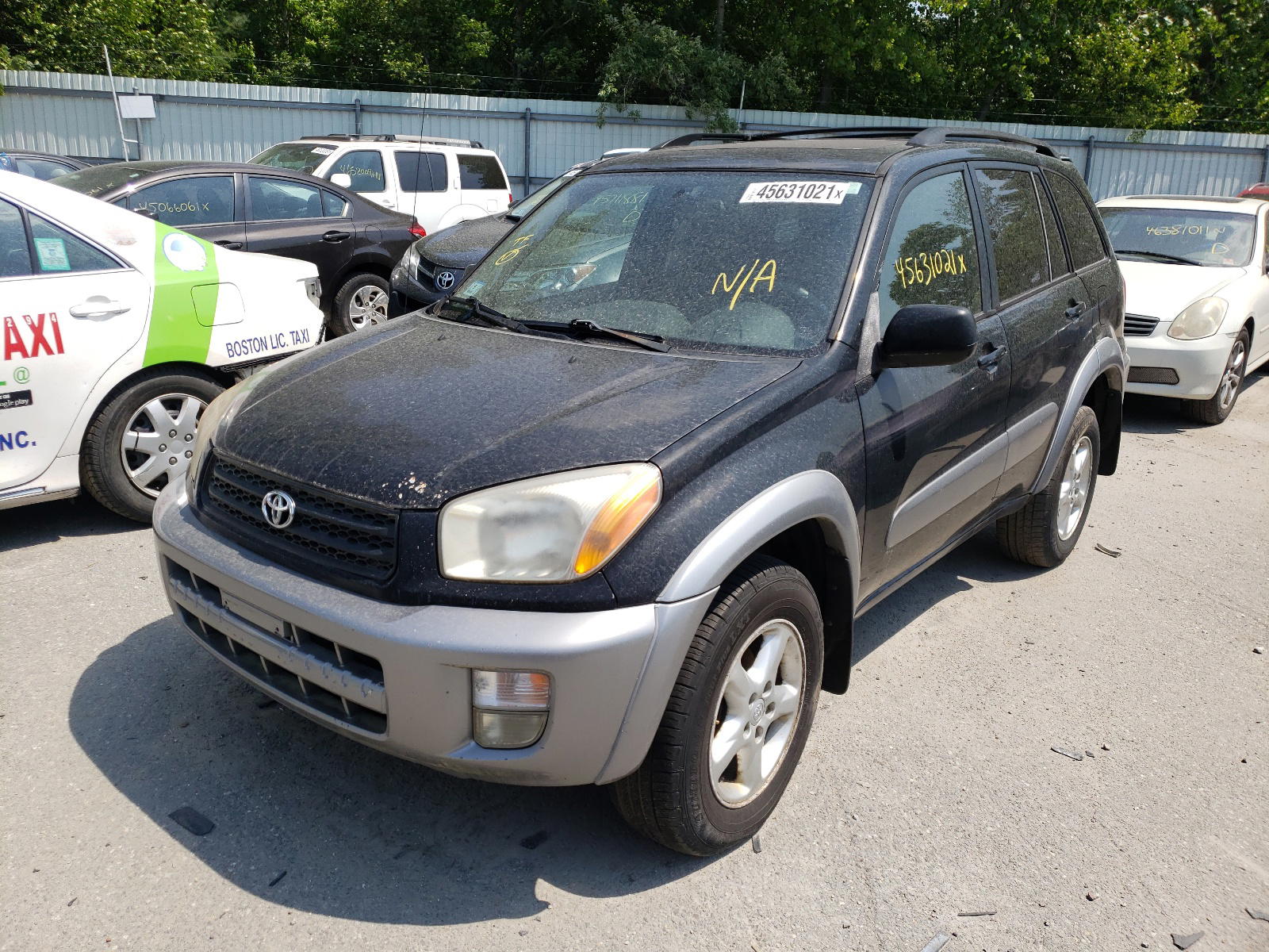 Photo 2 from auction – 2001 TOYOTA RAV4 with VIN JTEHH20V416009958