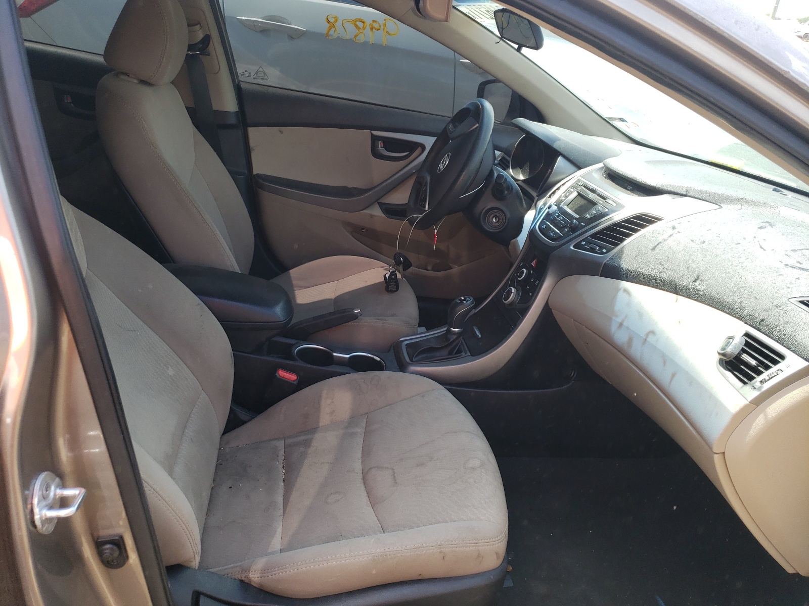 Photo 5 from auction – 2016 HYUNDAI ELANTRA SE with VIN 5NPDH4AE6GH736644