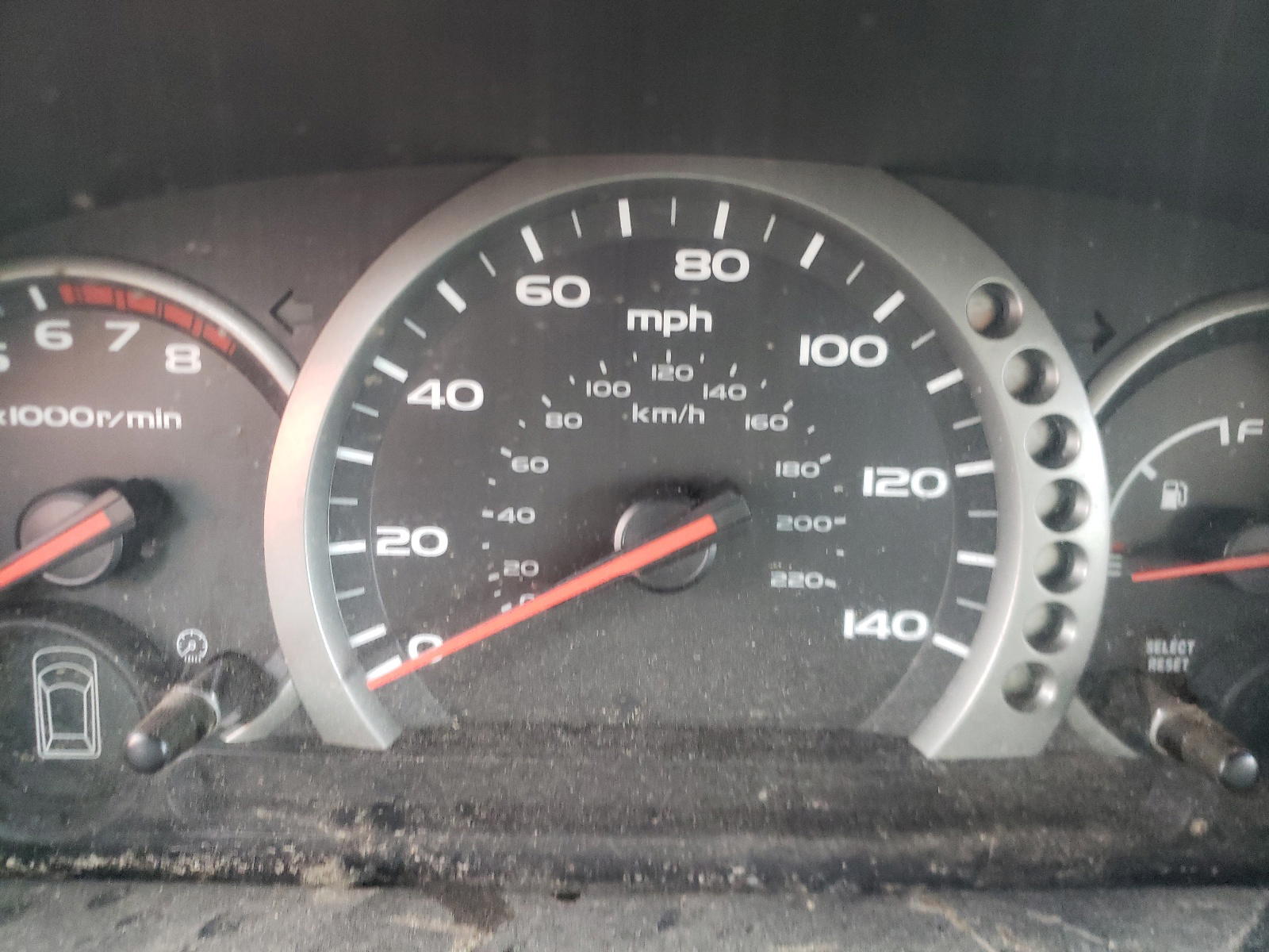 Photo 8 from auction – 2005 HONDA PILOT EXL with VIN 5FNYF18505B035055