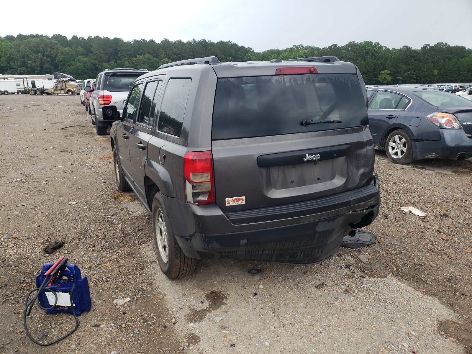Photo 3 from auction – 2014 JEEP PATRIOT SP with VIN 1C4NJPBA1ED851323