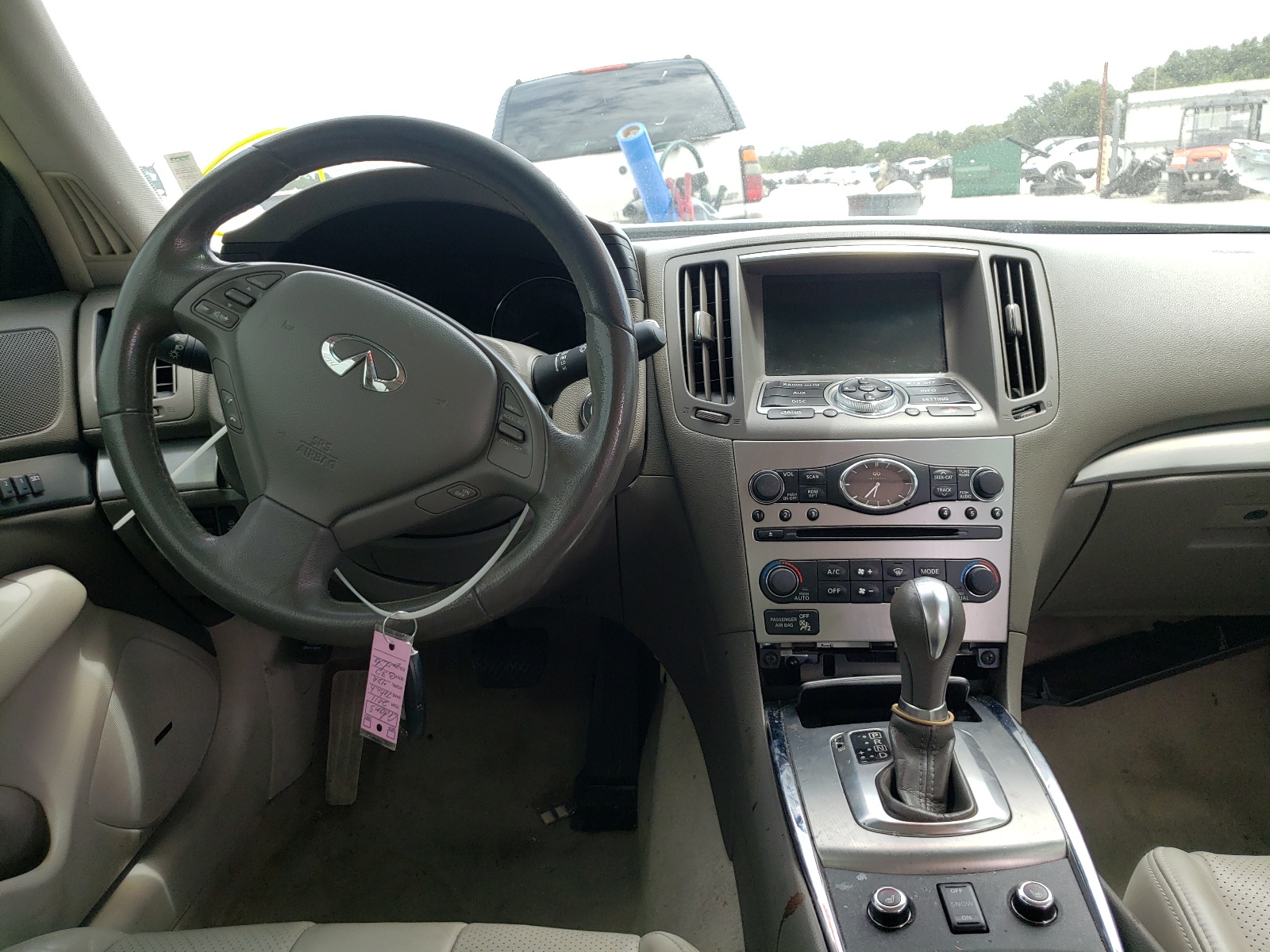 Photo 9 from auction – 2011 INFINITI G37 with VIN JN1CV6ARXBM354797