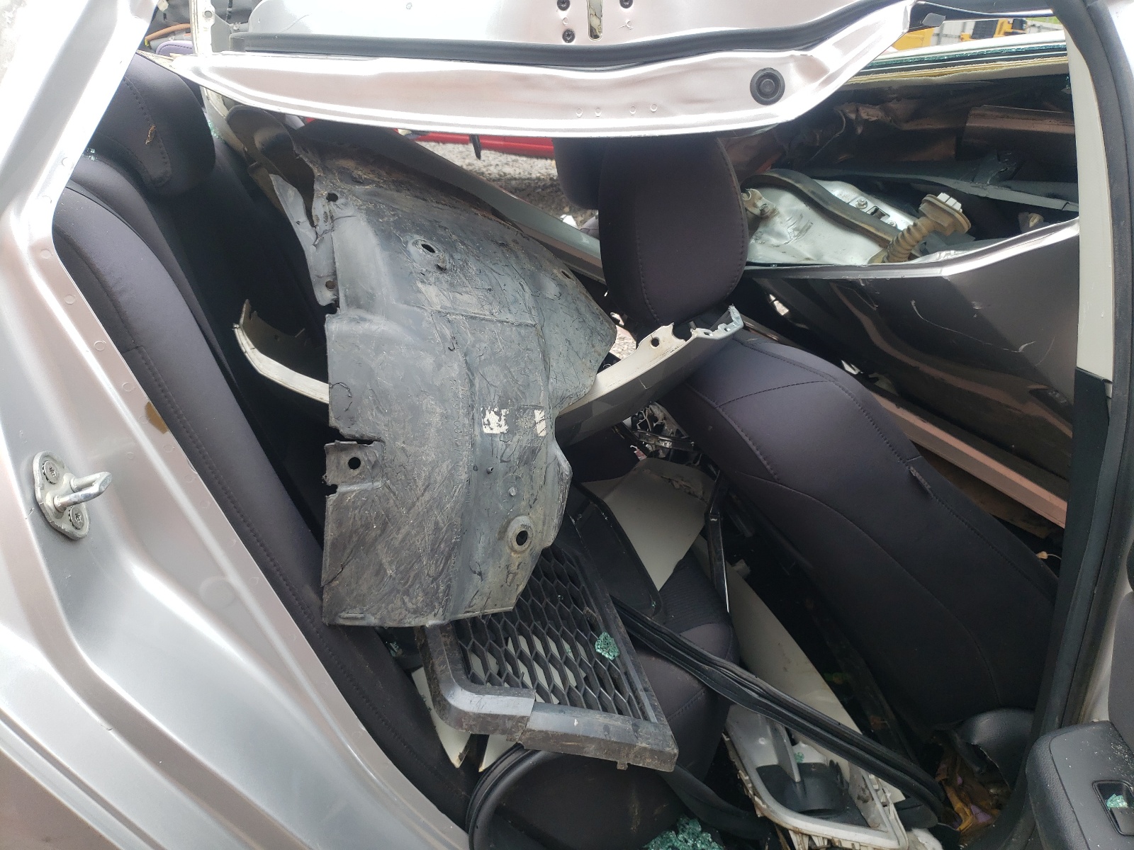 Photo 6 from auction – 2012 MAZDA 6 I with VIN 1YVHZ8DH6C5M08995