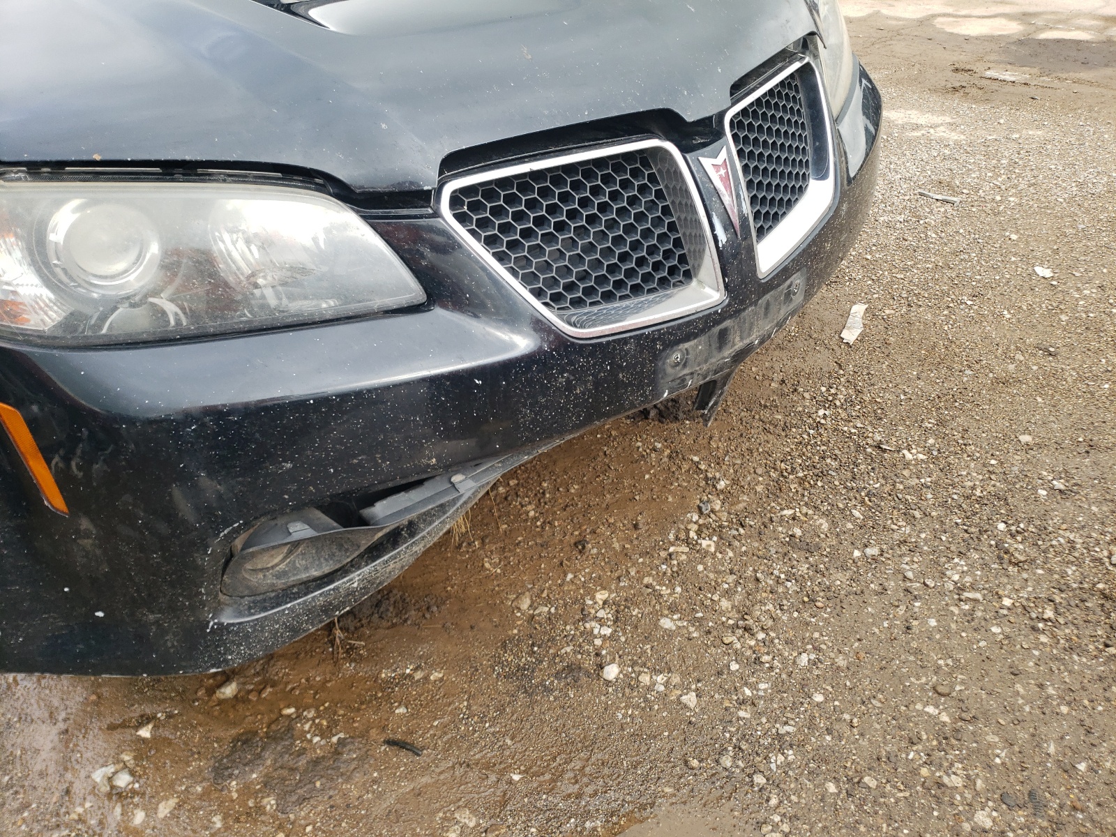Photo 9 from auction – 2009 PONTIAC G8 with VIN 6G2ER57749L171767