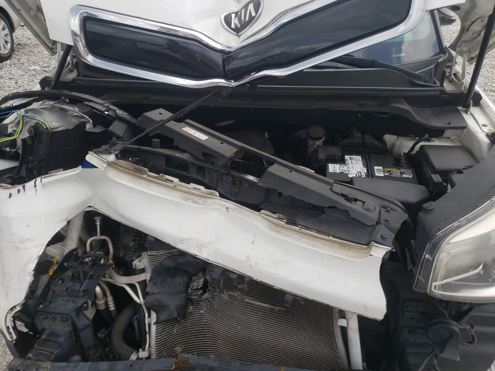 Photo 7 from auction – 2015 KIA SOUL + with VIN KNDJP3A57F7190911