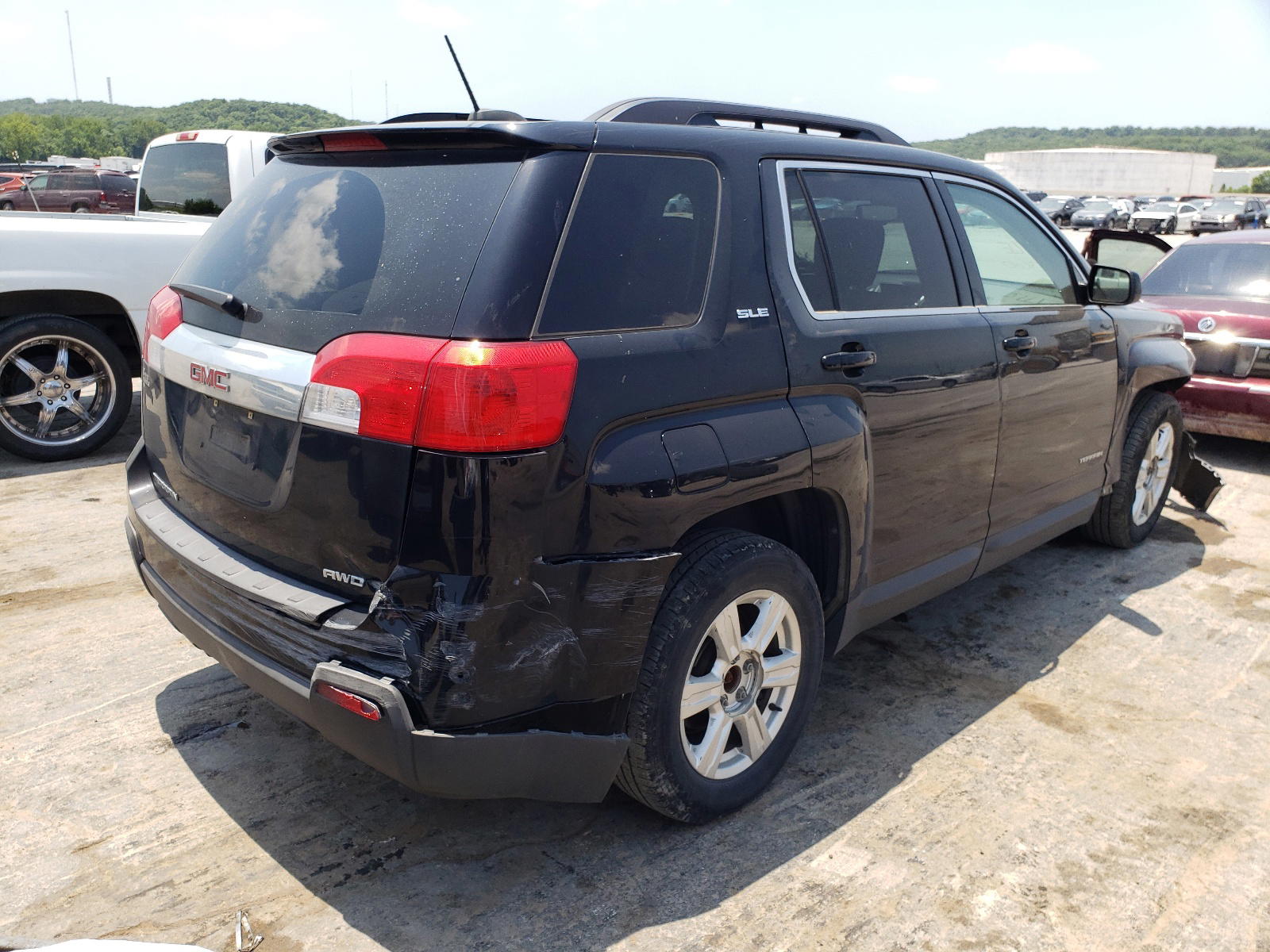 Photo 4 from auction – 2015 GMC TERRAIN SL with VIN 2GKFLWEK1F6101308