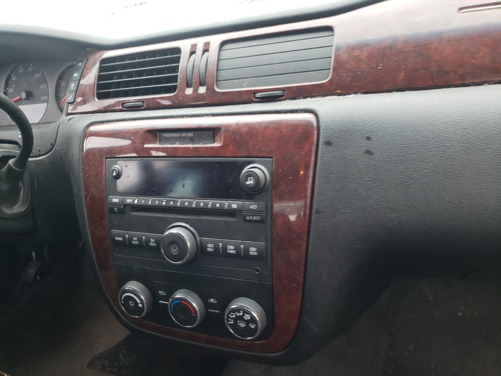 Photo 9 from auction – 2007 CHEVROLET IMPALA LS with VIN 2G1WB58K079350034